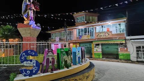 Taquería 🌮 Las Comadres 🌮 image 1