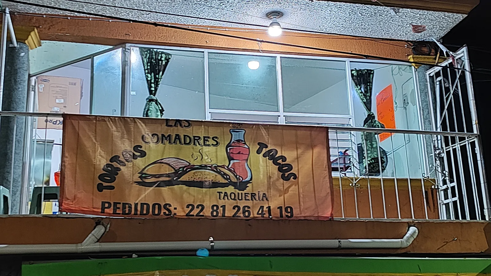 Taquería 🌮 Las Comadres 🌮 image 4