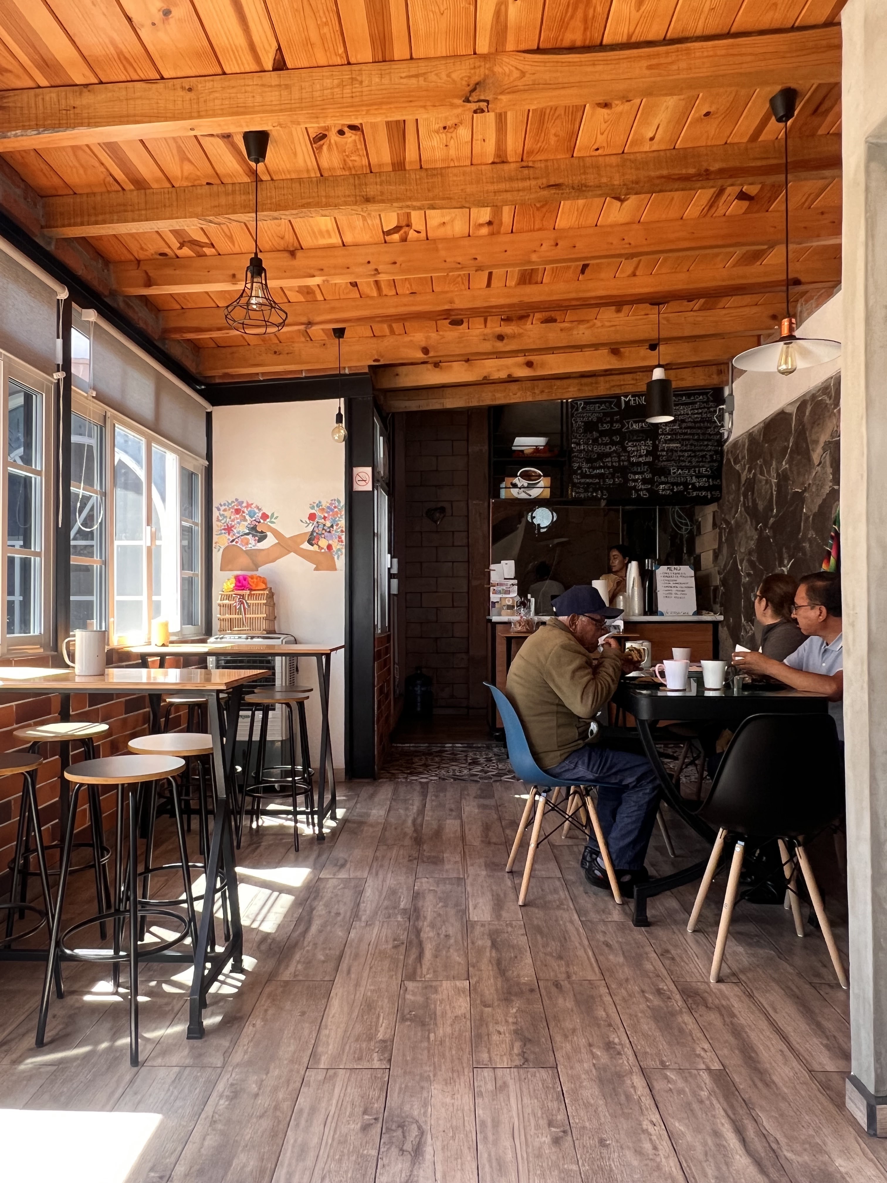 Victoria Café image 5