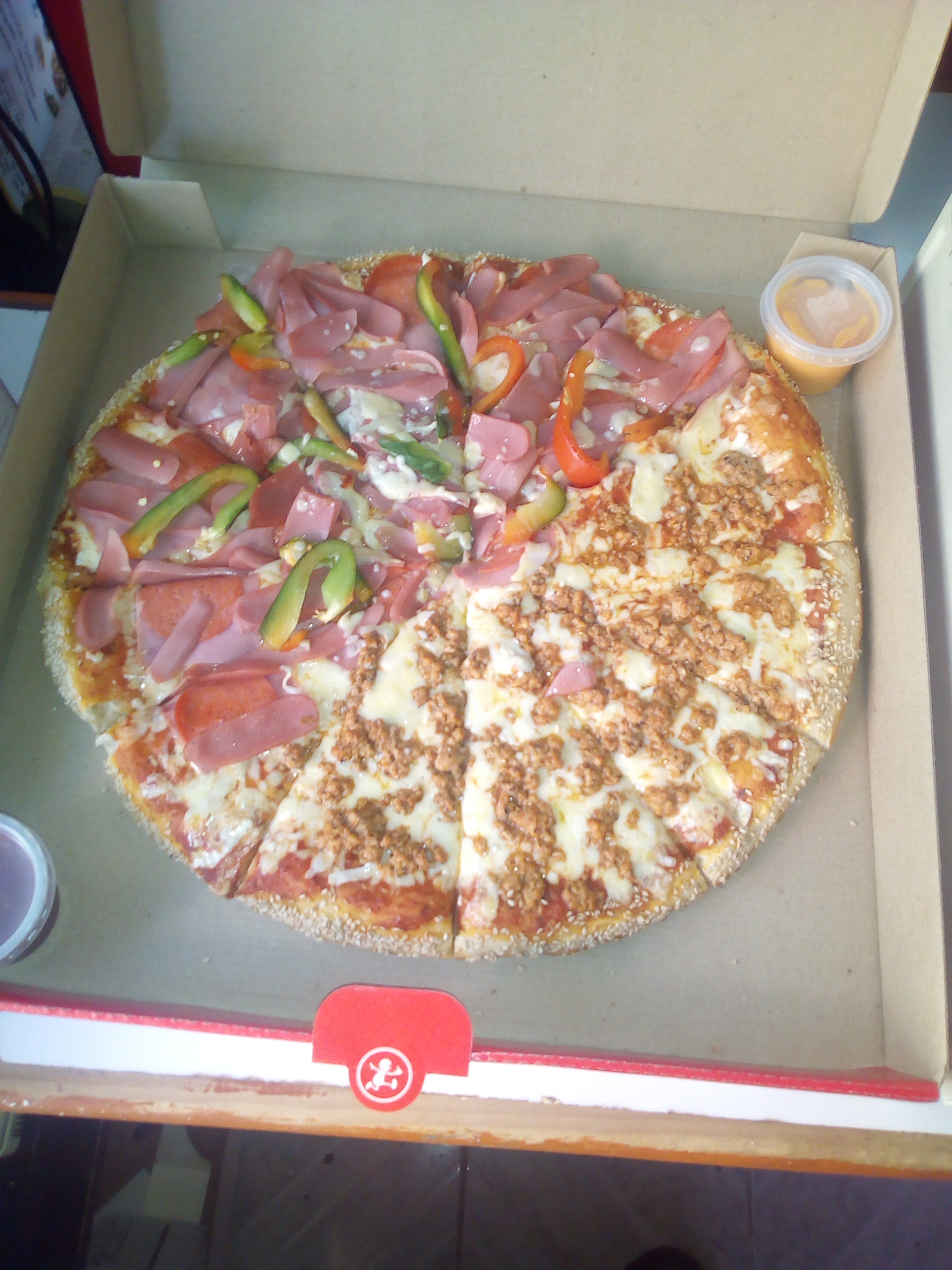 Güeros Pizzas image 2