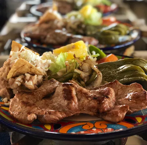 Carnitas EL GÜERO GARFIAS image 3