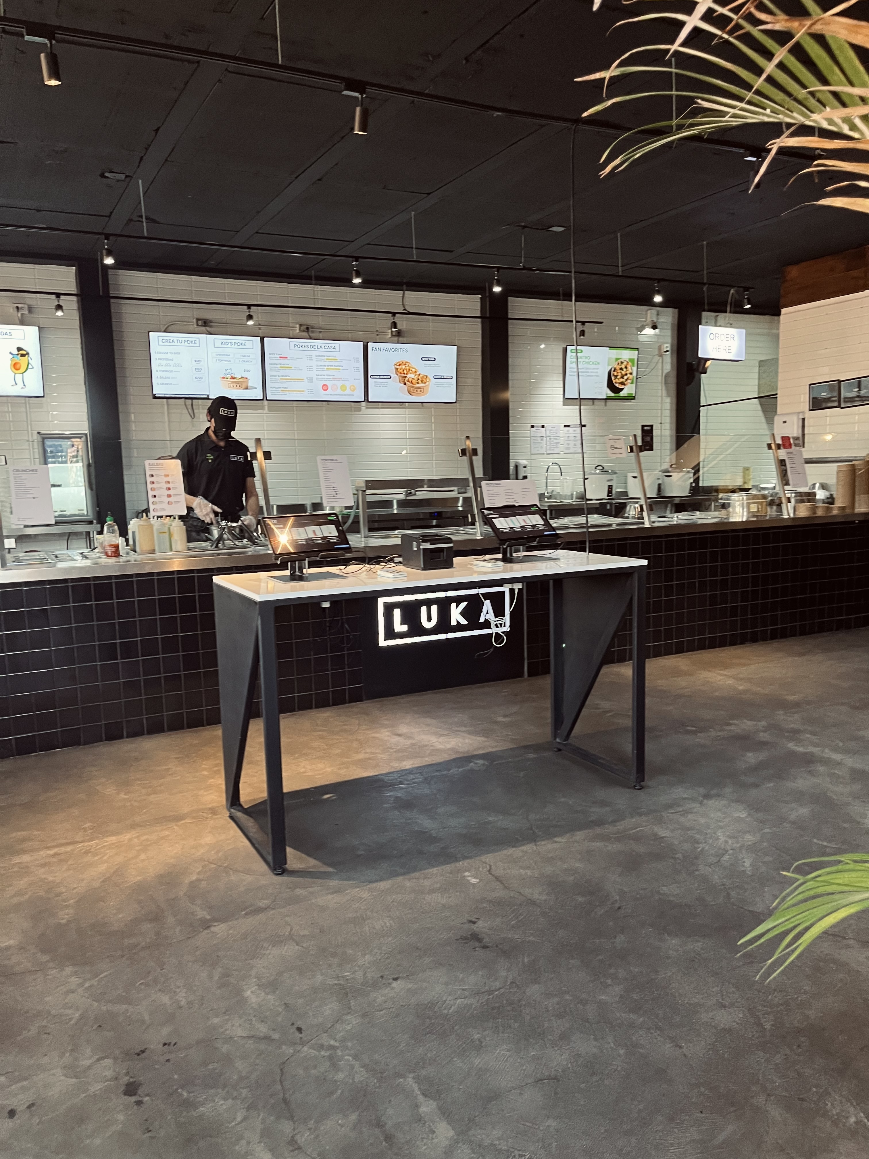 Luka Pokes (Juriquilla) image 3