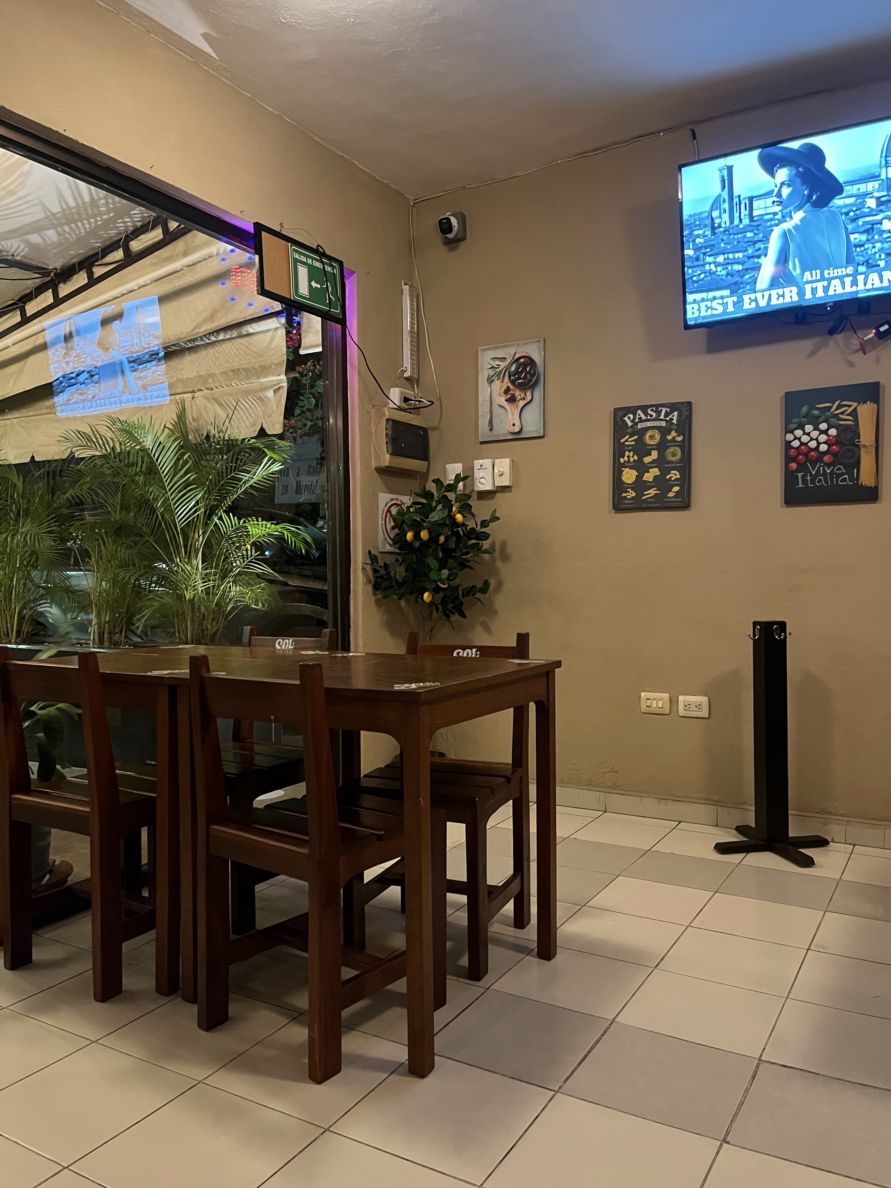 Dal Baffo Ristorante Bar Italiano image 5