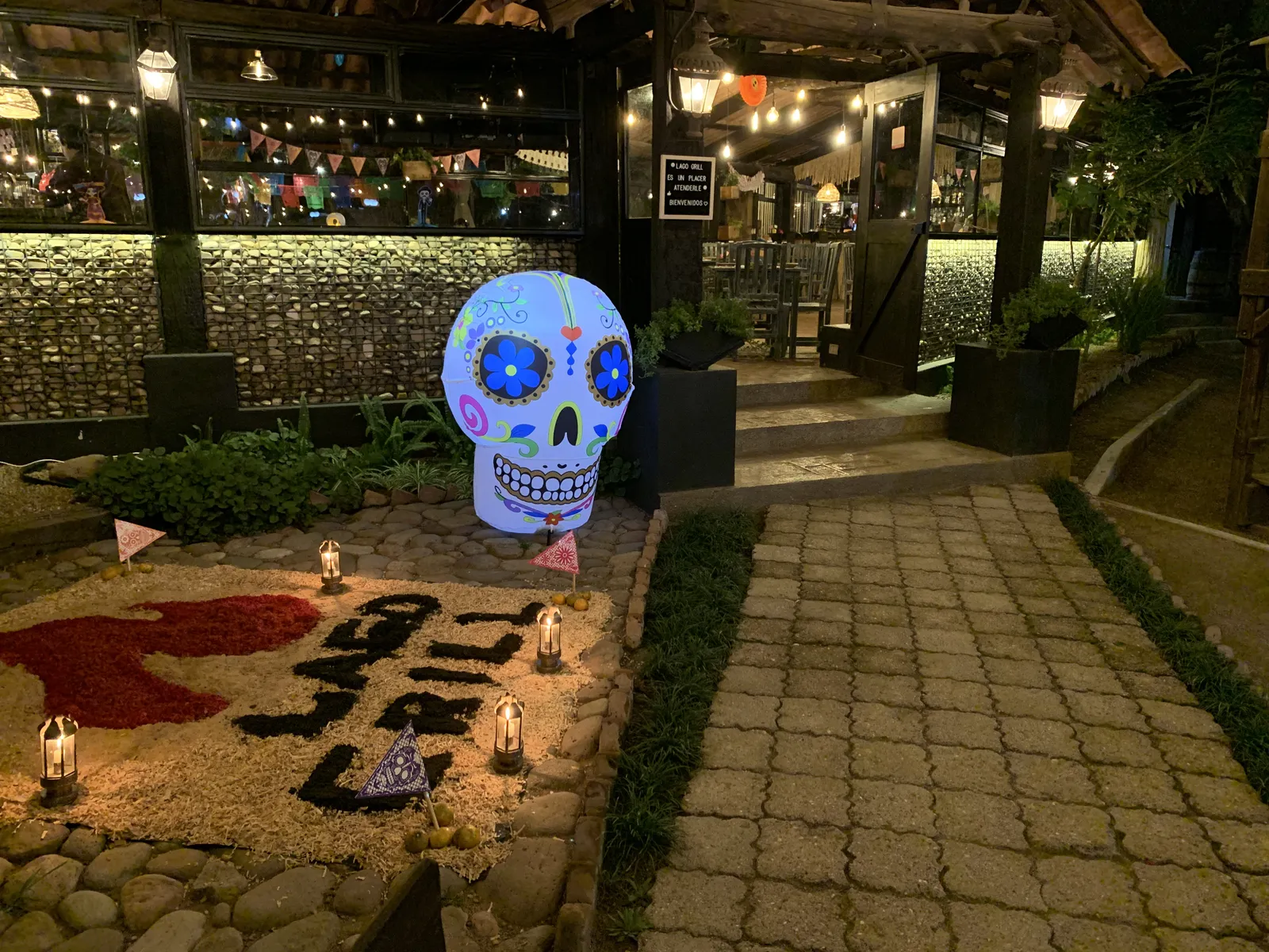 LAGO GRILL Restaurante image 1