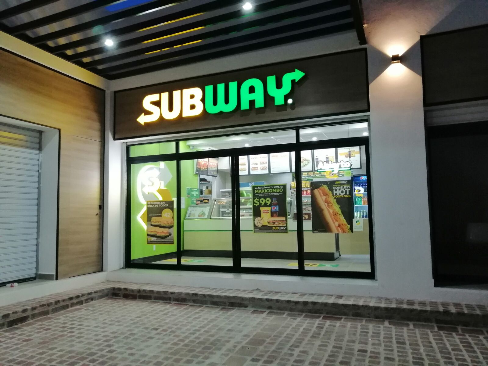 Subway image 1