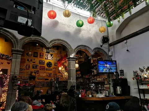Las Palomas Grill image 3