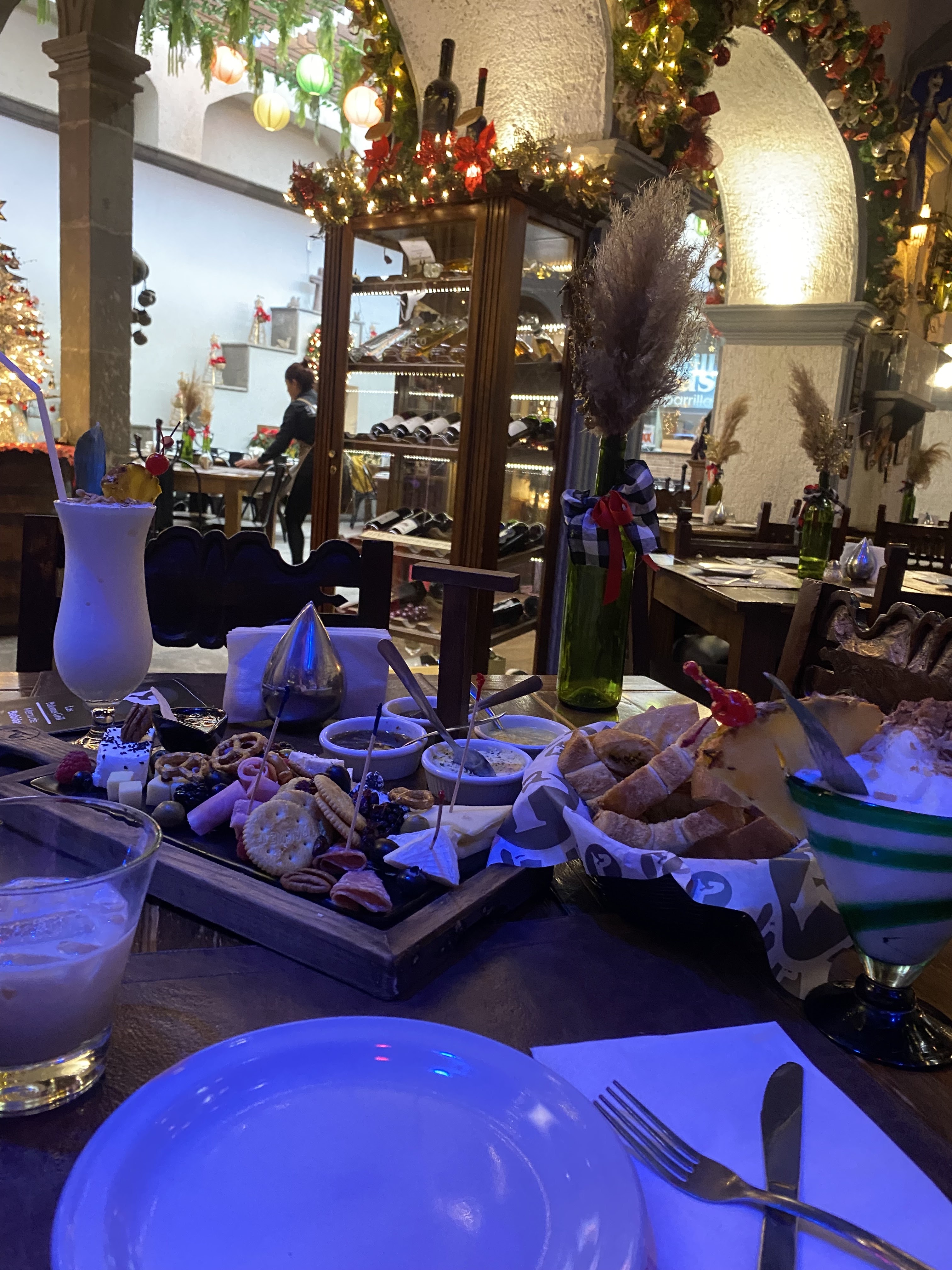 Las Palomas Grill image 4