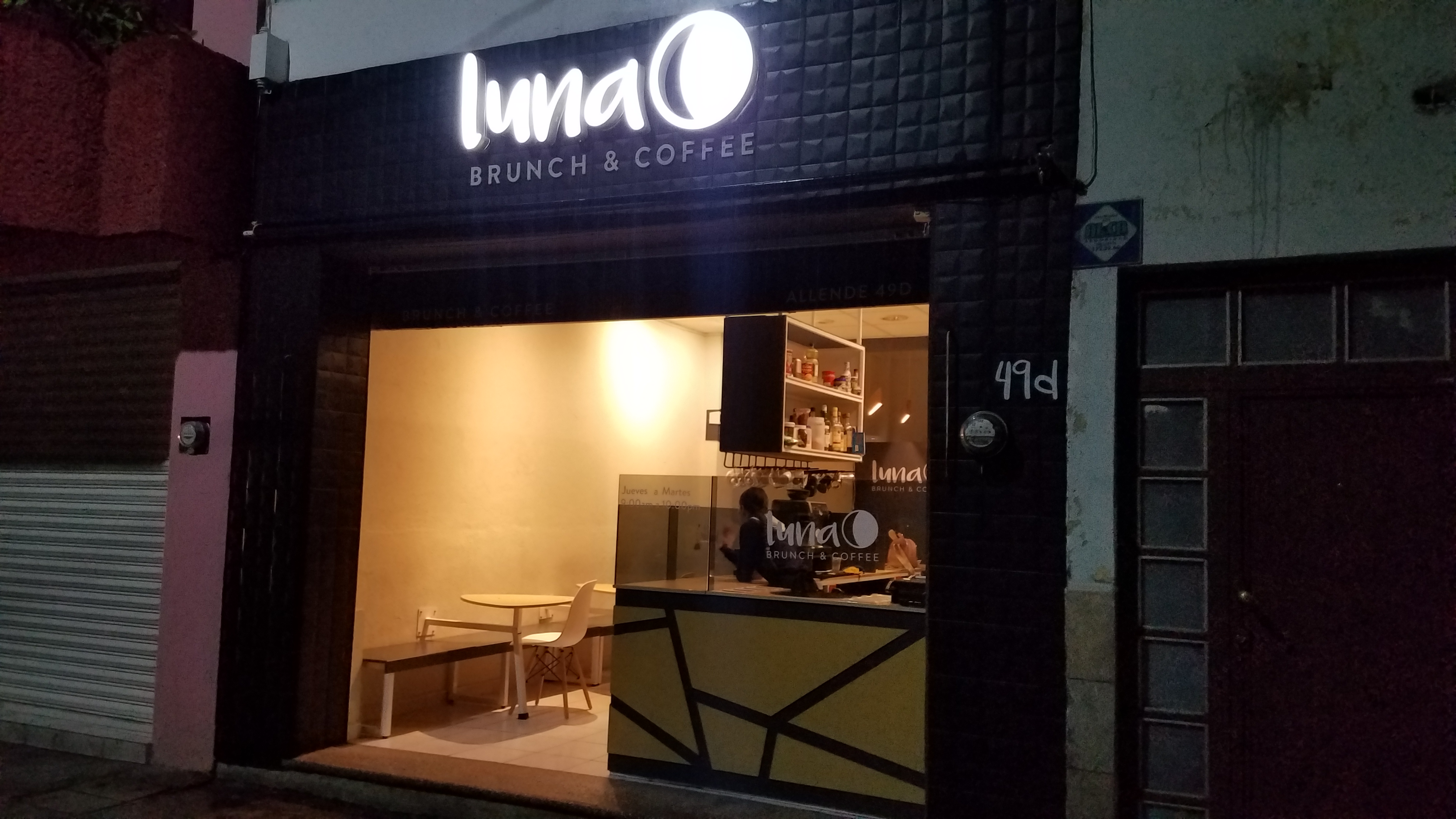 Luna brunch & Coffee image 6