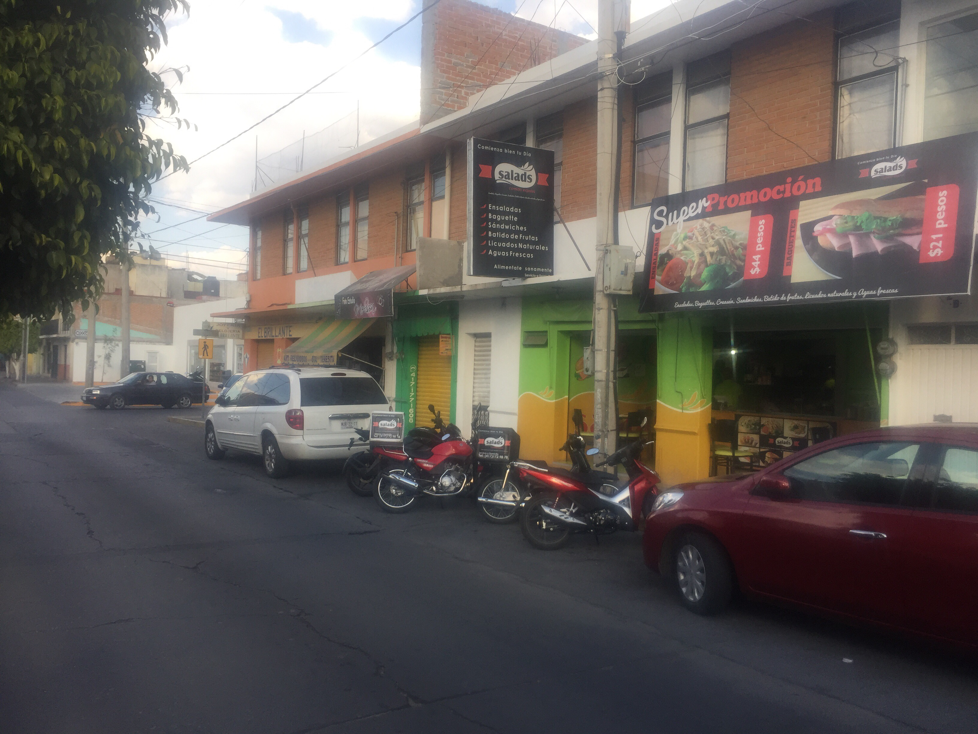 Express Salads image 10