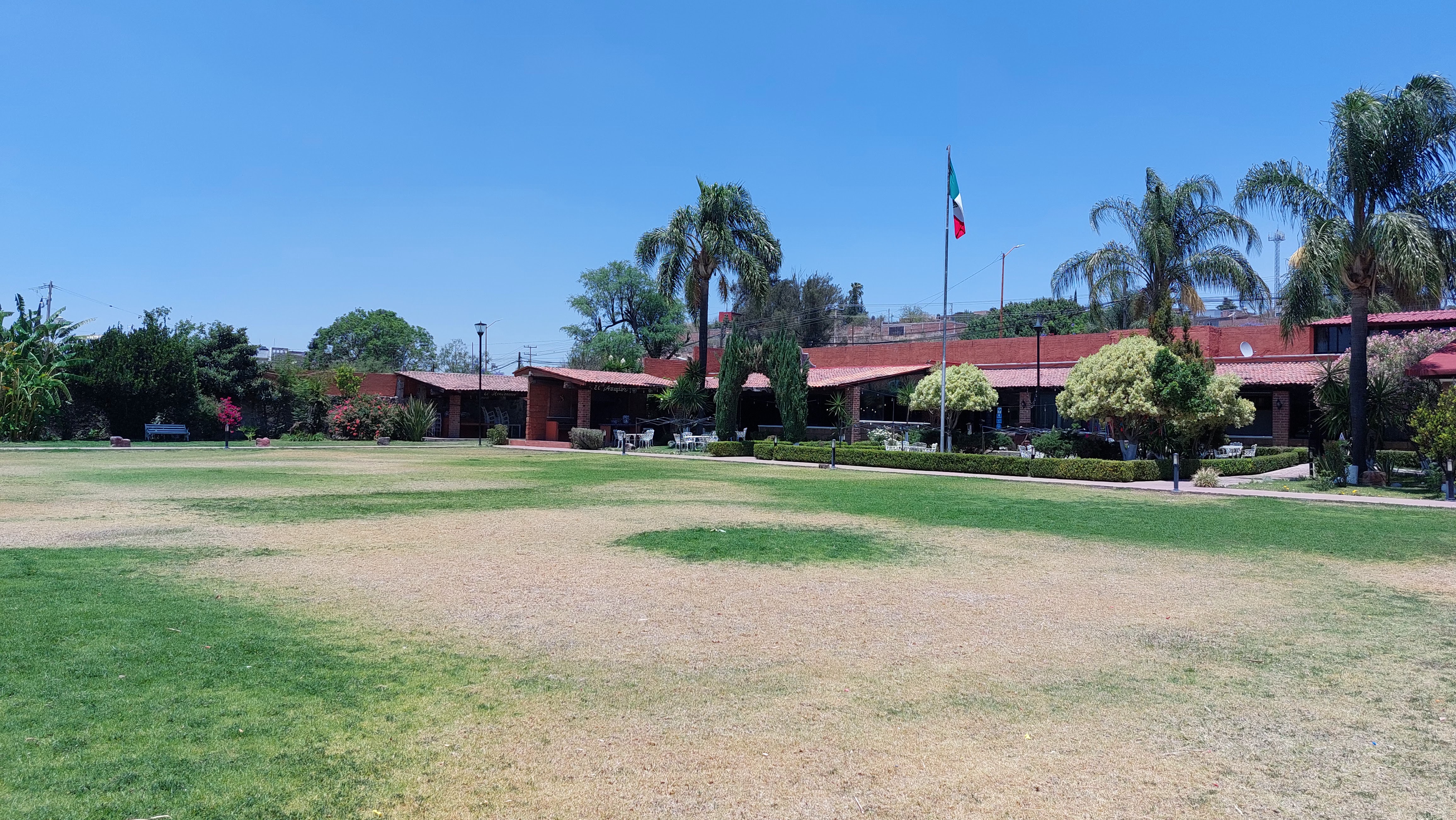 Restaurante mesón del puente image 6