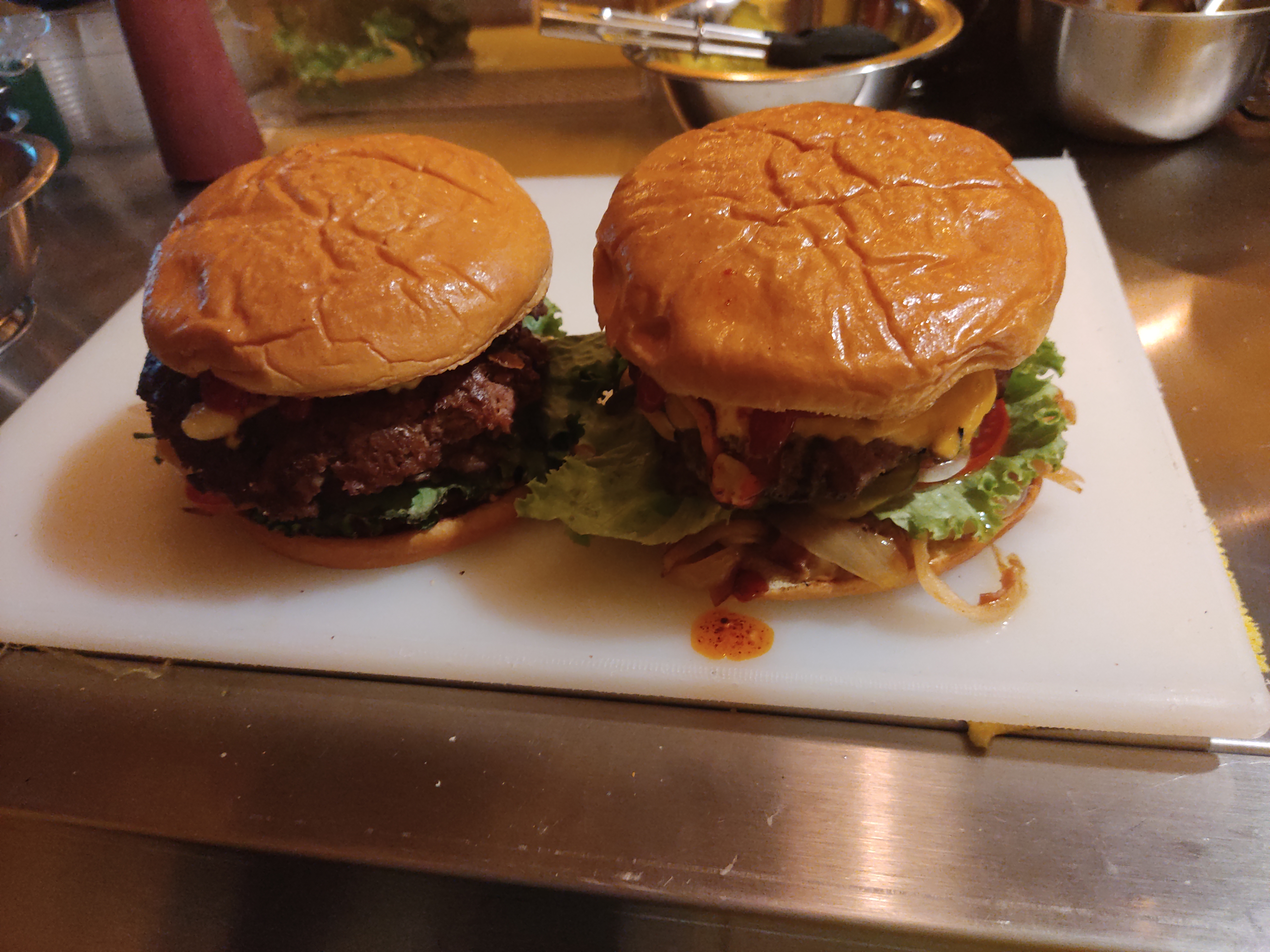 Erny's Burgers n' Wings image 2