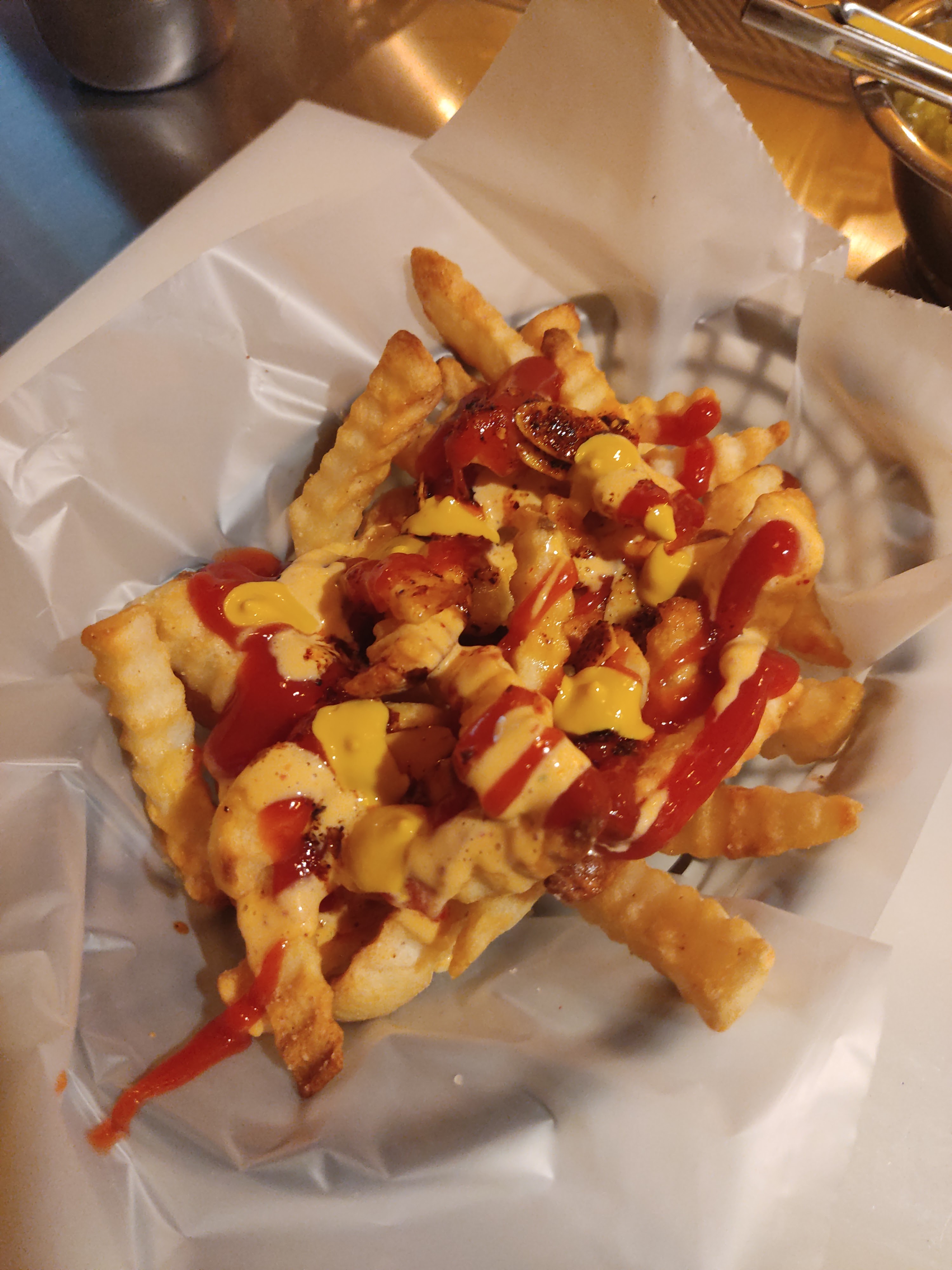 Erny's Burgers n' Wings image 4