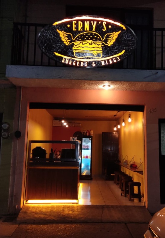 Erny's Burgers n' Wings image 6