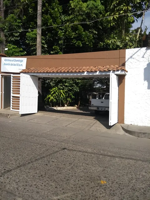 El Árbol Restaurante image 6