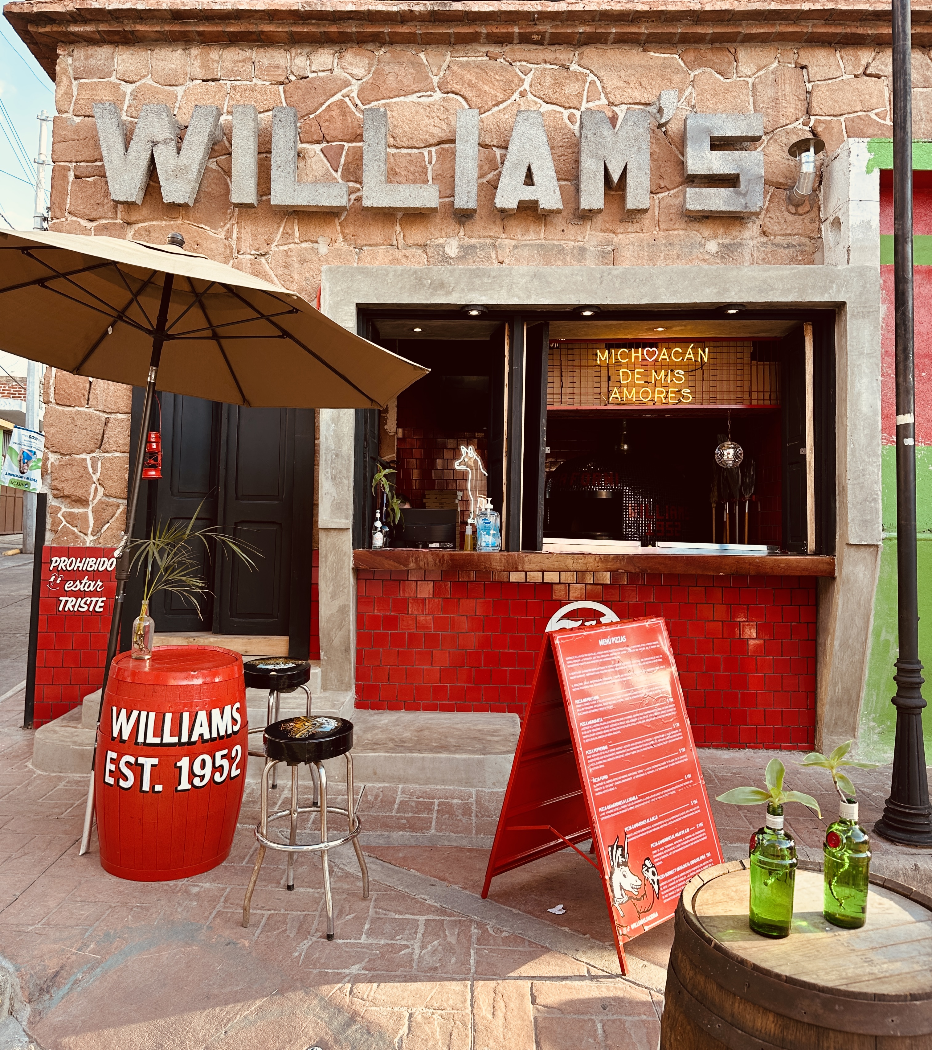 Williams Jacona image 1