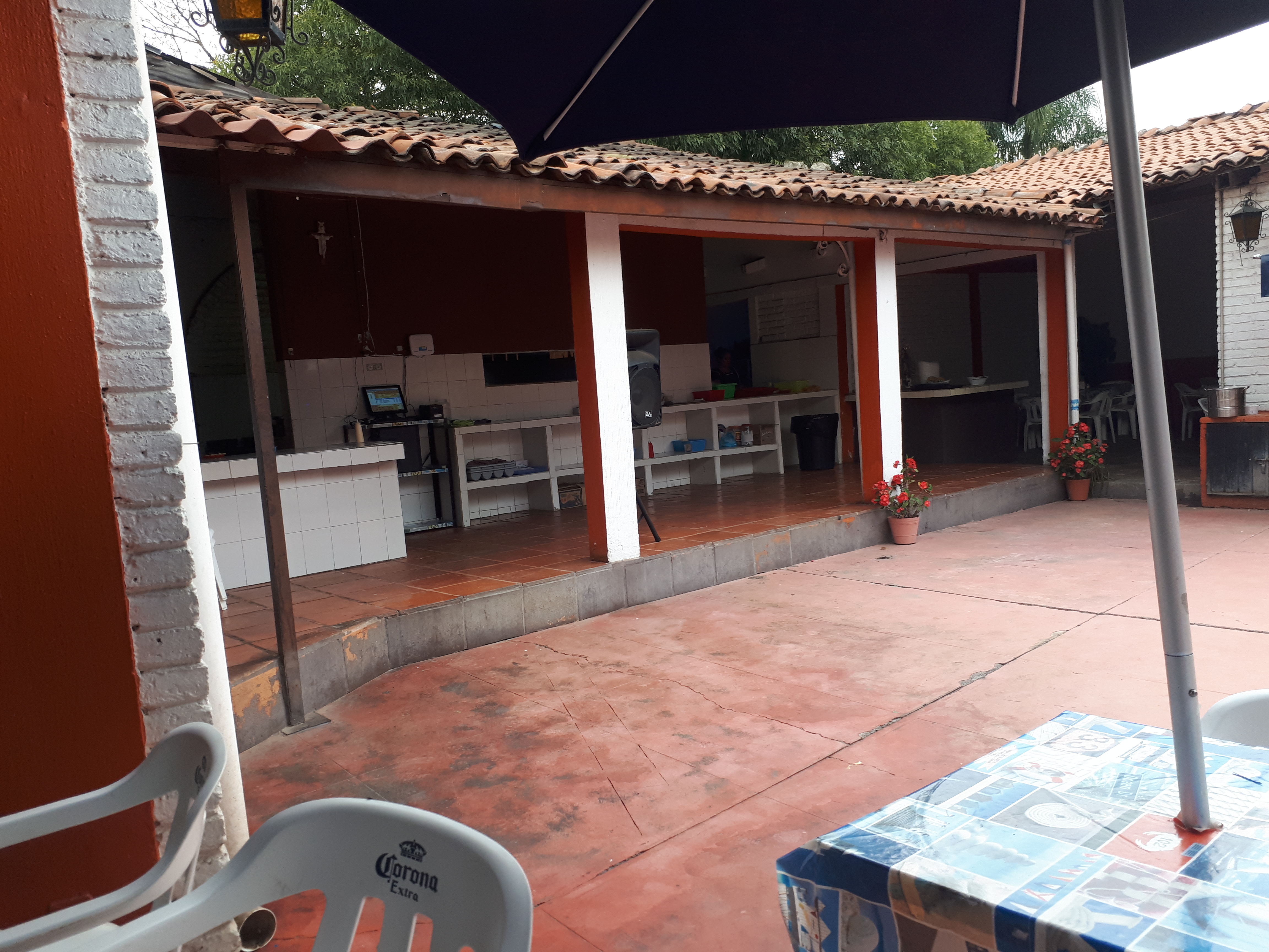 Los Marineros image 4