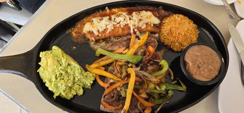 Sr. Amigo Restaurant image 3