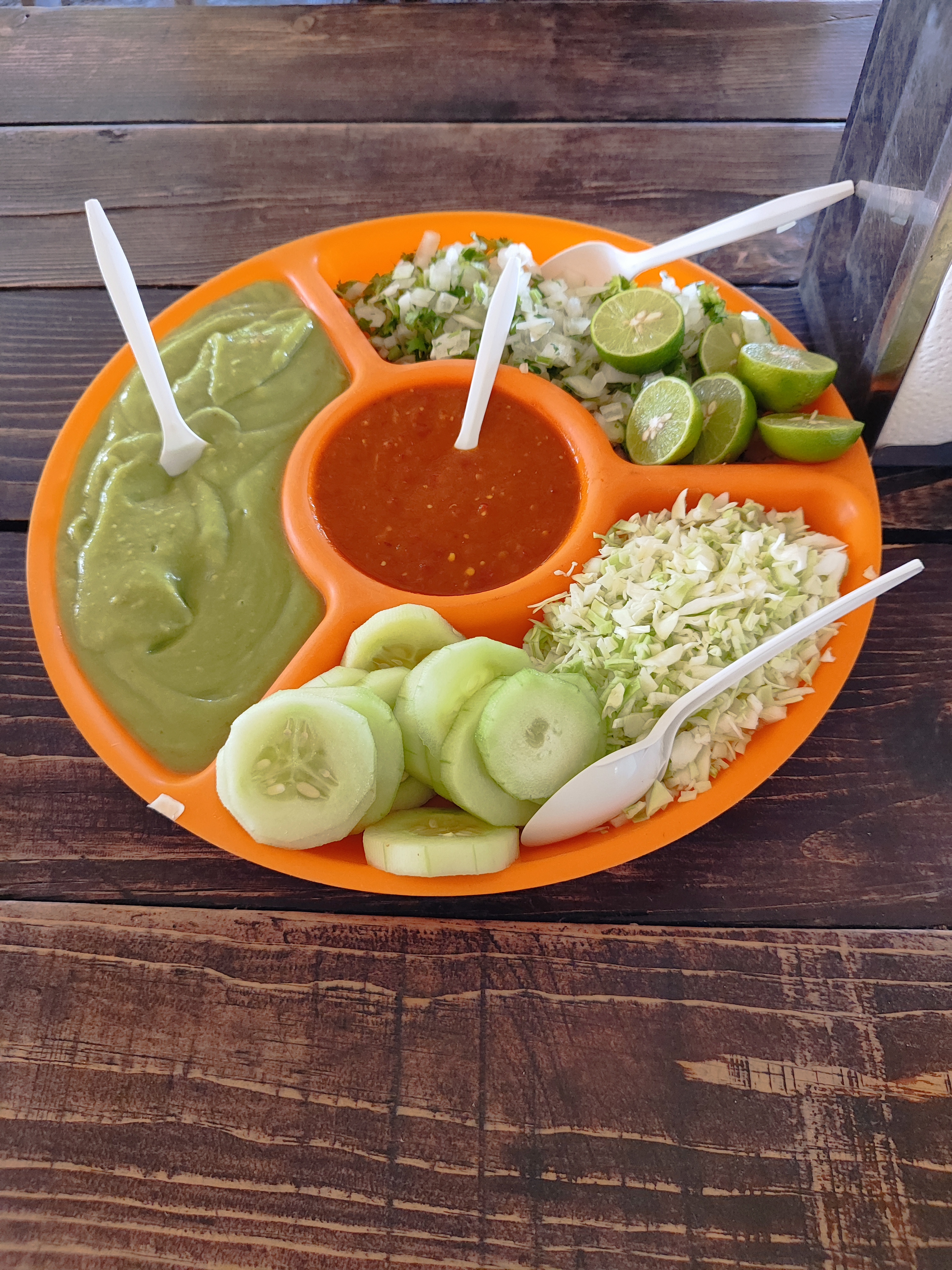 Los Perrones Ribs & Tacos Grill image 7