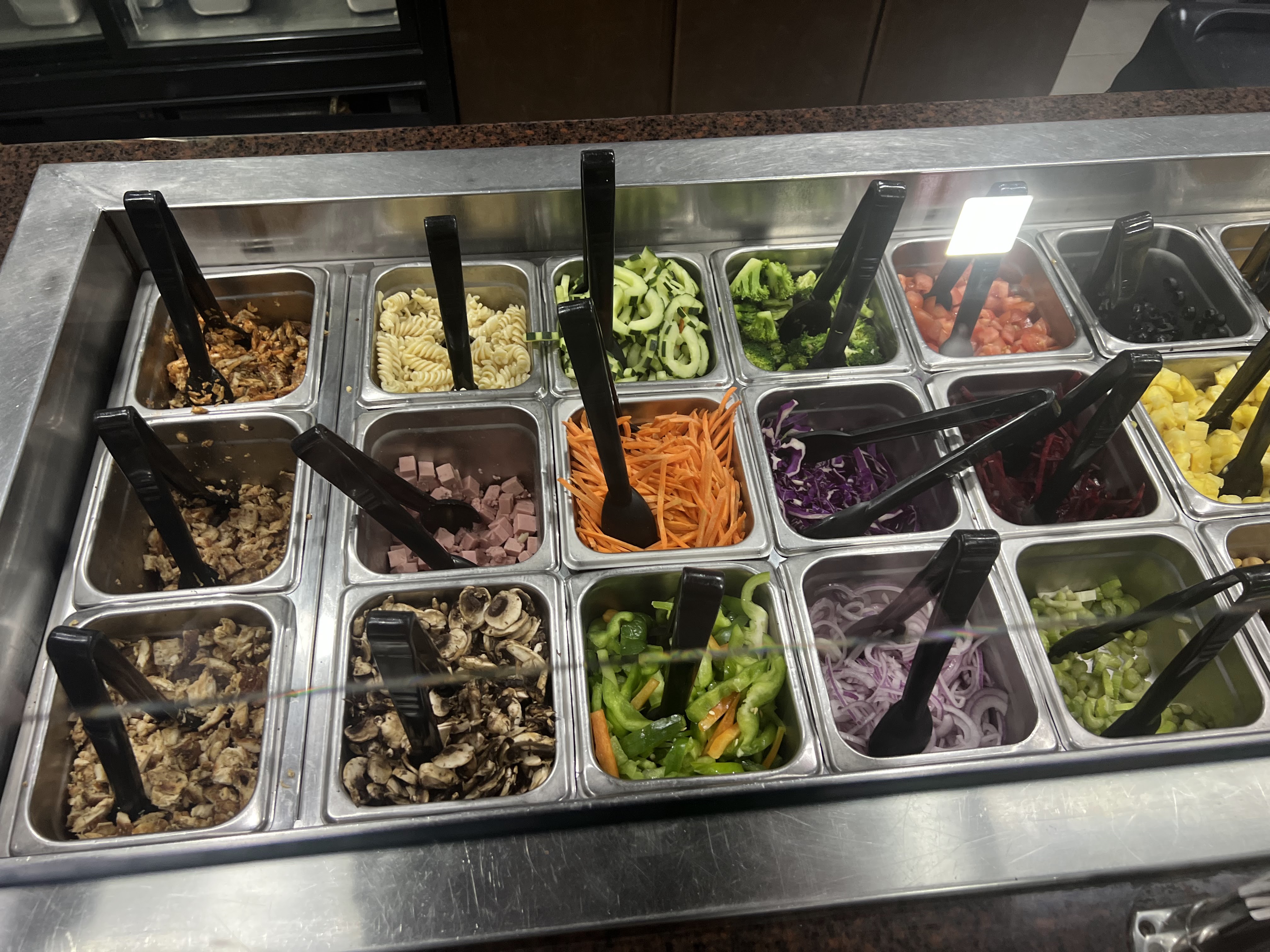 FreshCo Salads image 3