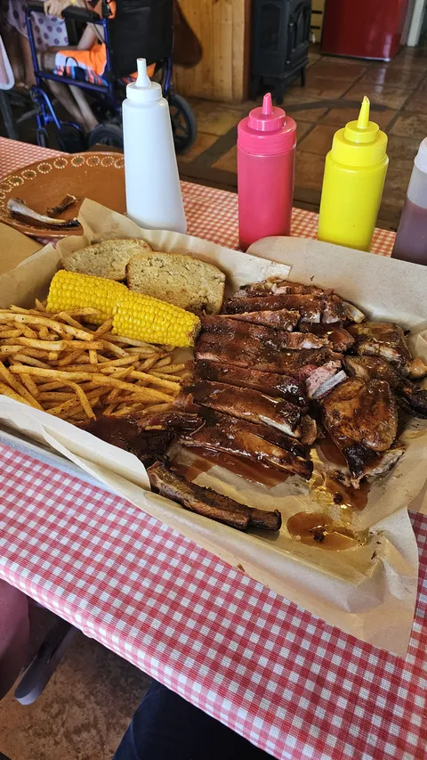 Rocky point BBQ House image 2