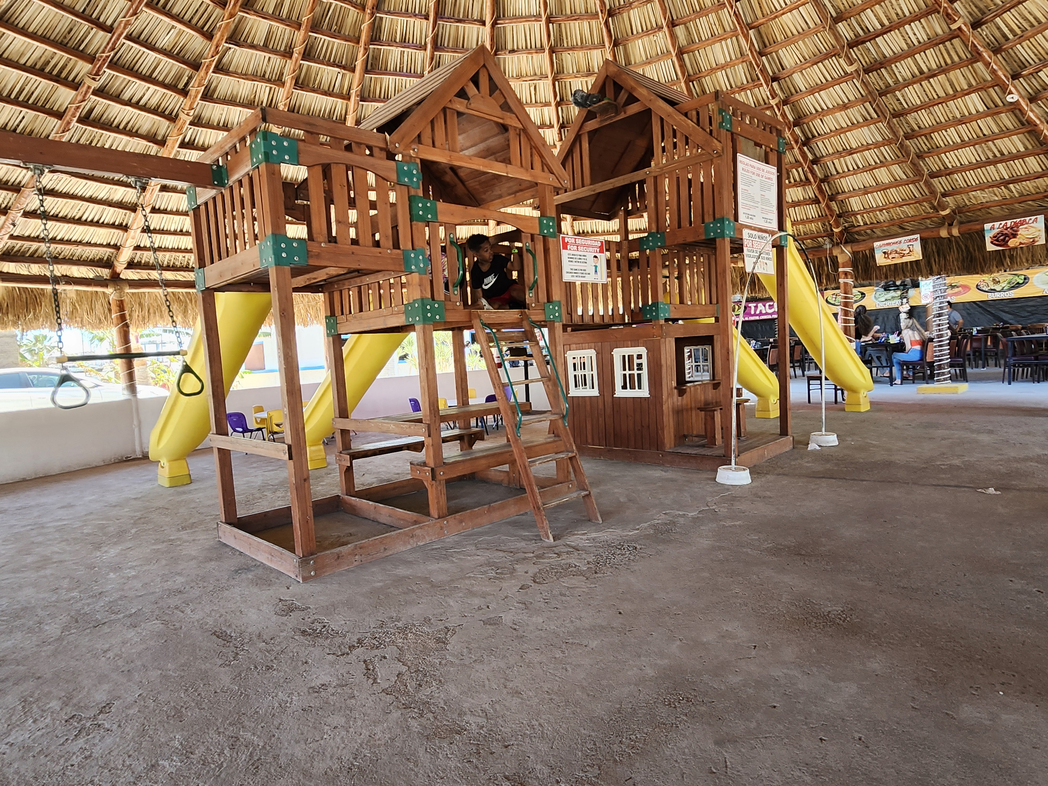 Xochimilco Restaurant image 3