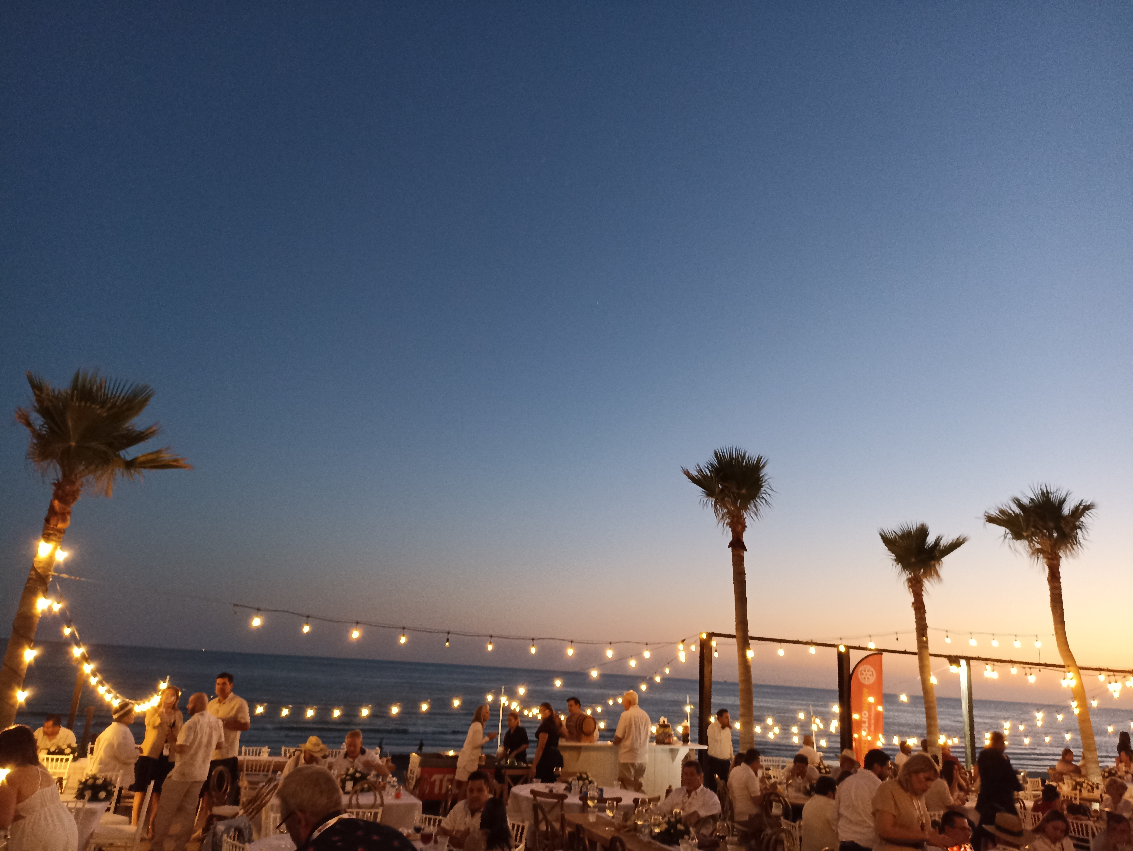 Puesta Del Sol image 5