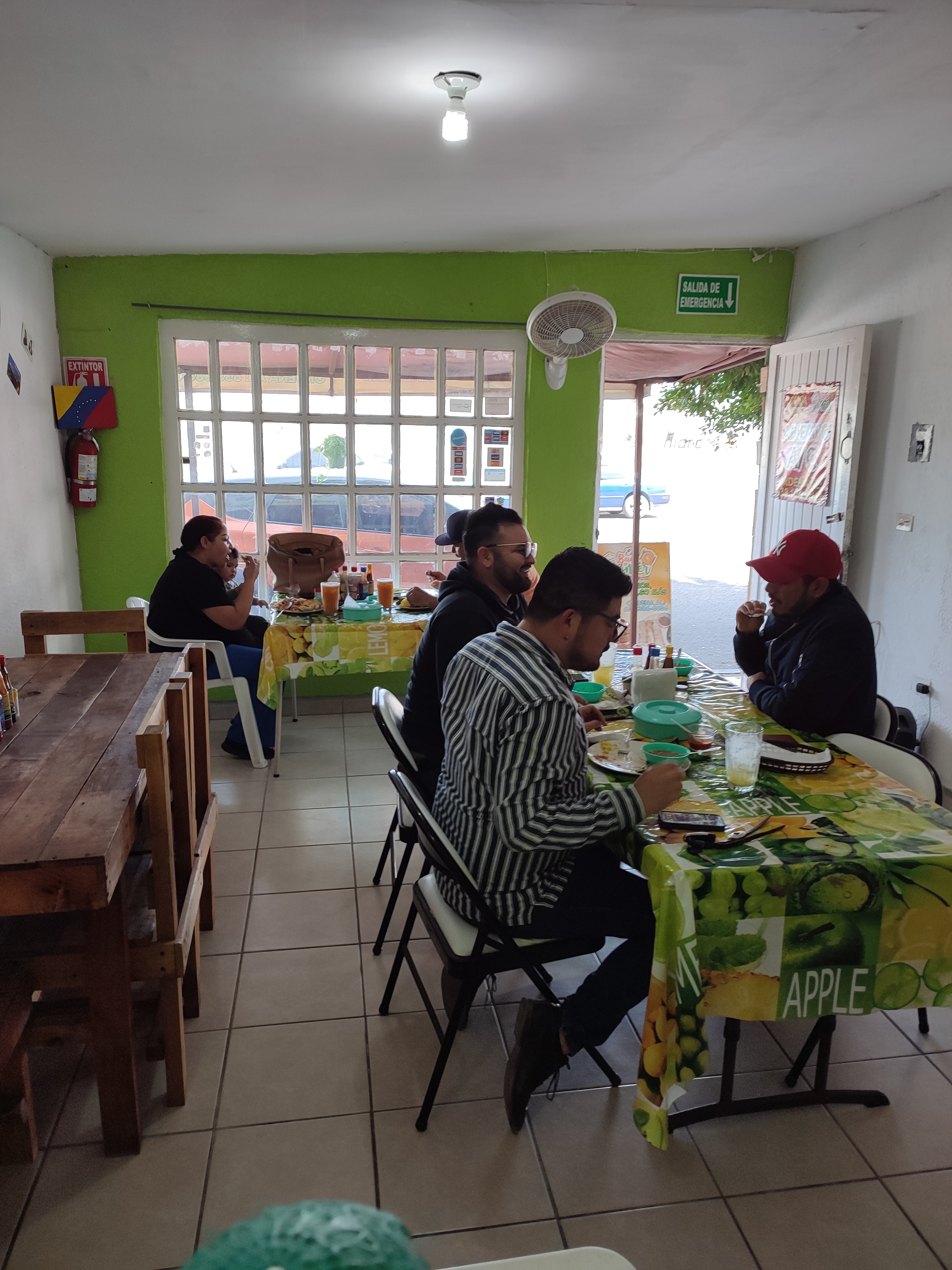 EL Buen Comer image 1