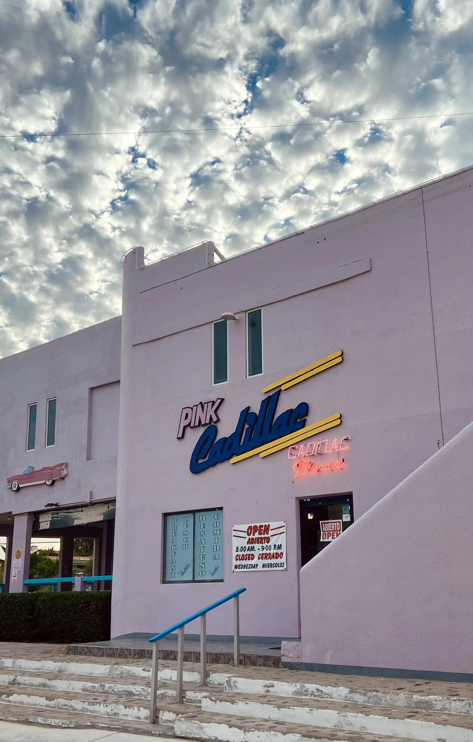 Pink Cadillac Restaurant image 6