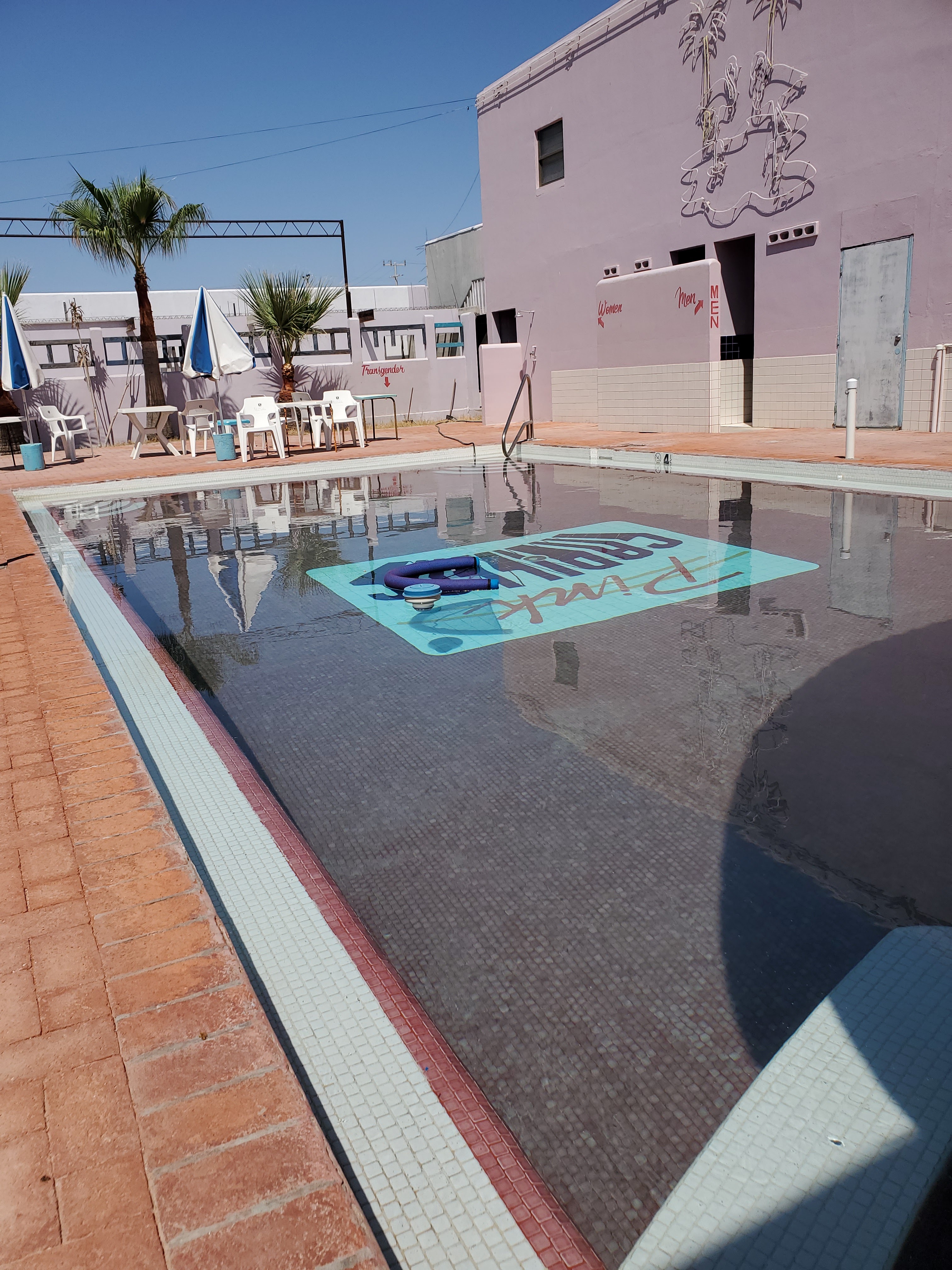 Pink Cadillac Restaurant image 8