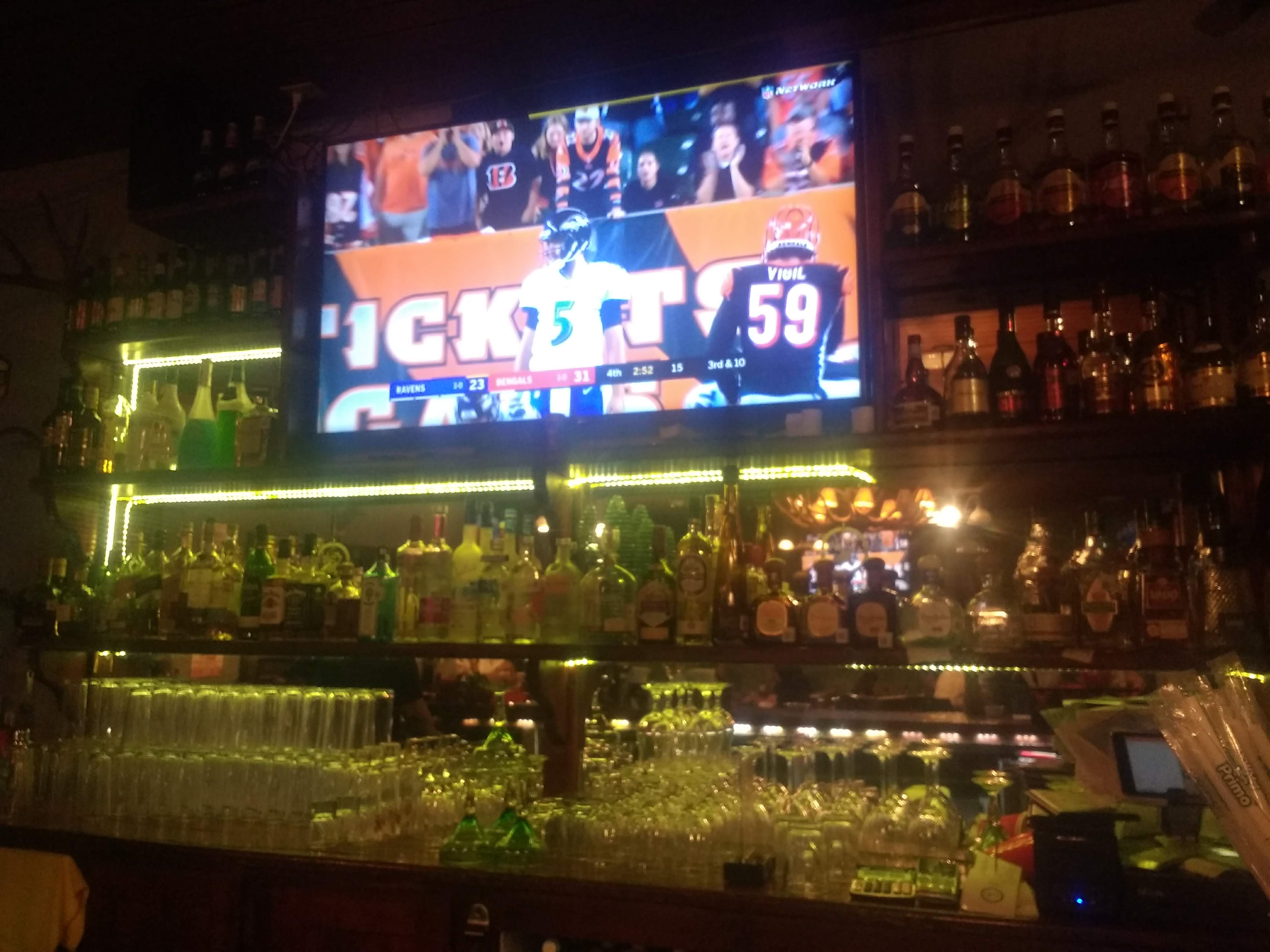 Hunters Restaurant and Bar image 10