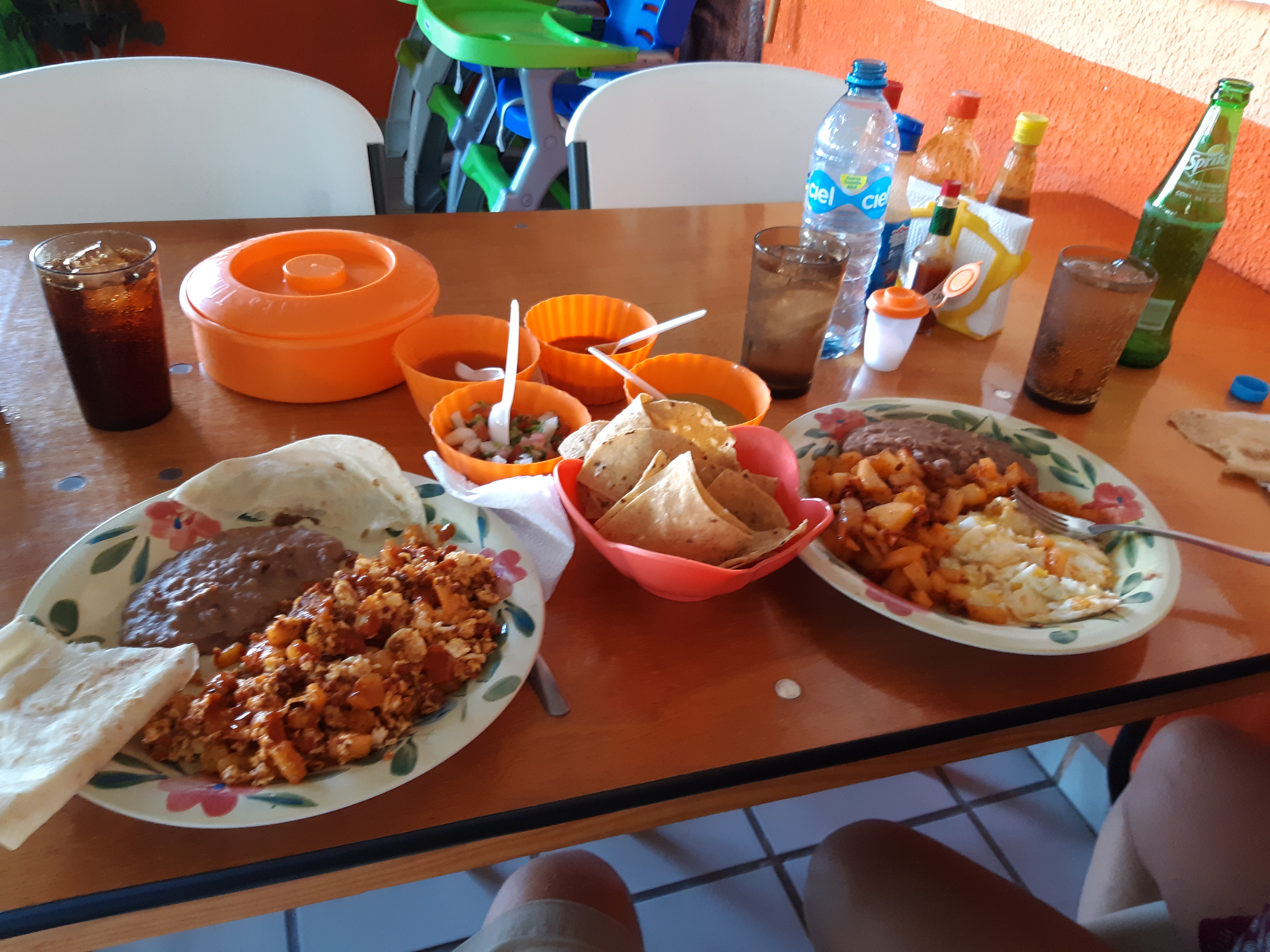 Anita y Jesus Restaurant image 9