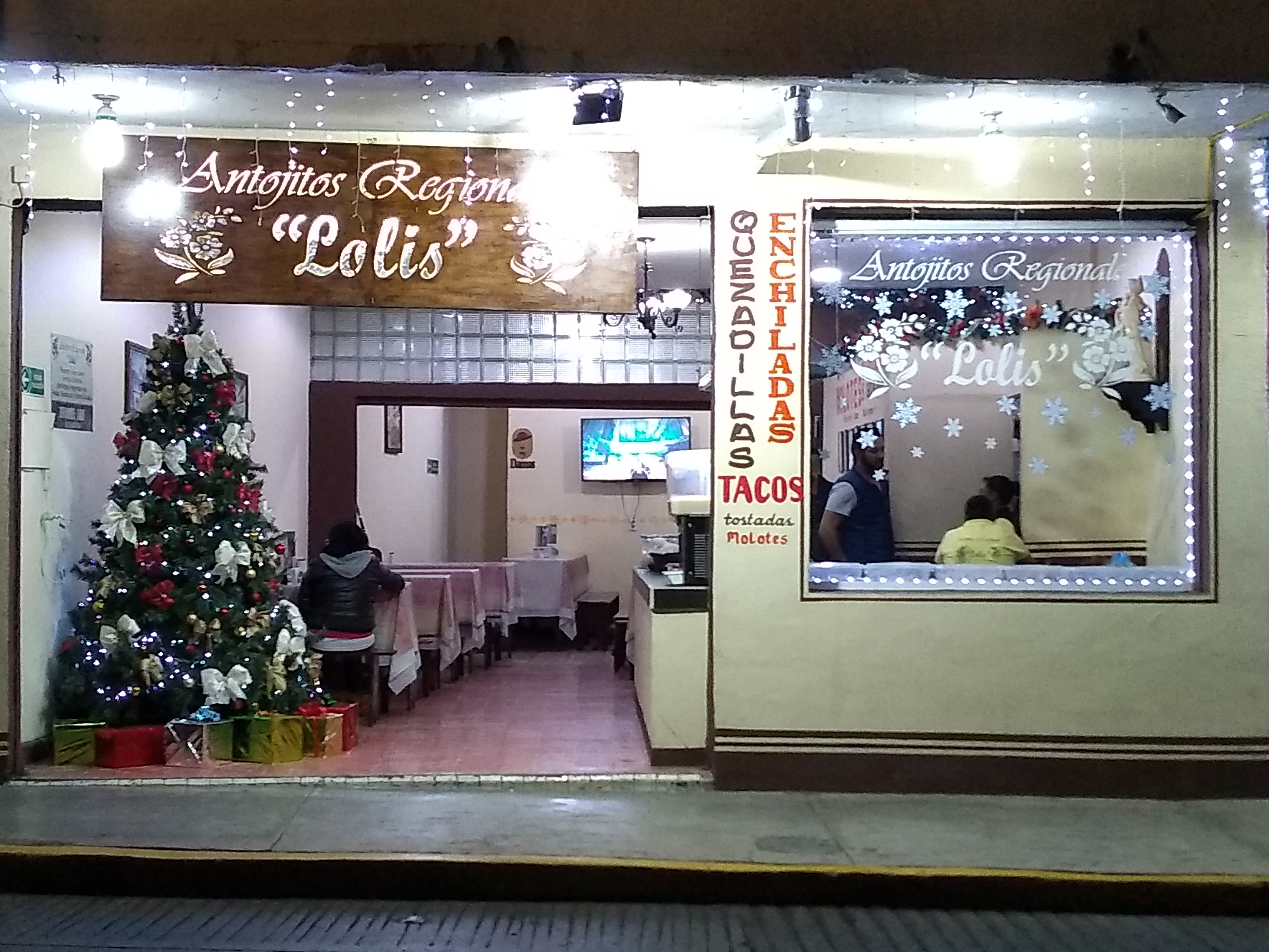 ANTOJITOS REGIONALES "LOLIS" image 6
