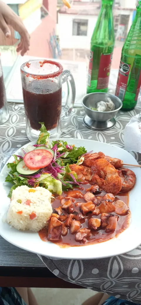 Mariscos "El Tizoc" image 4