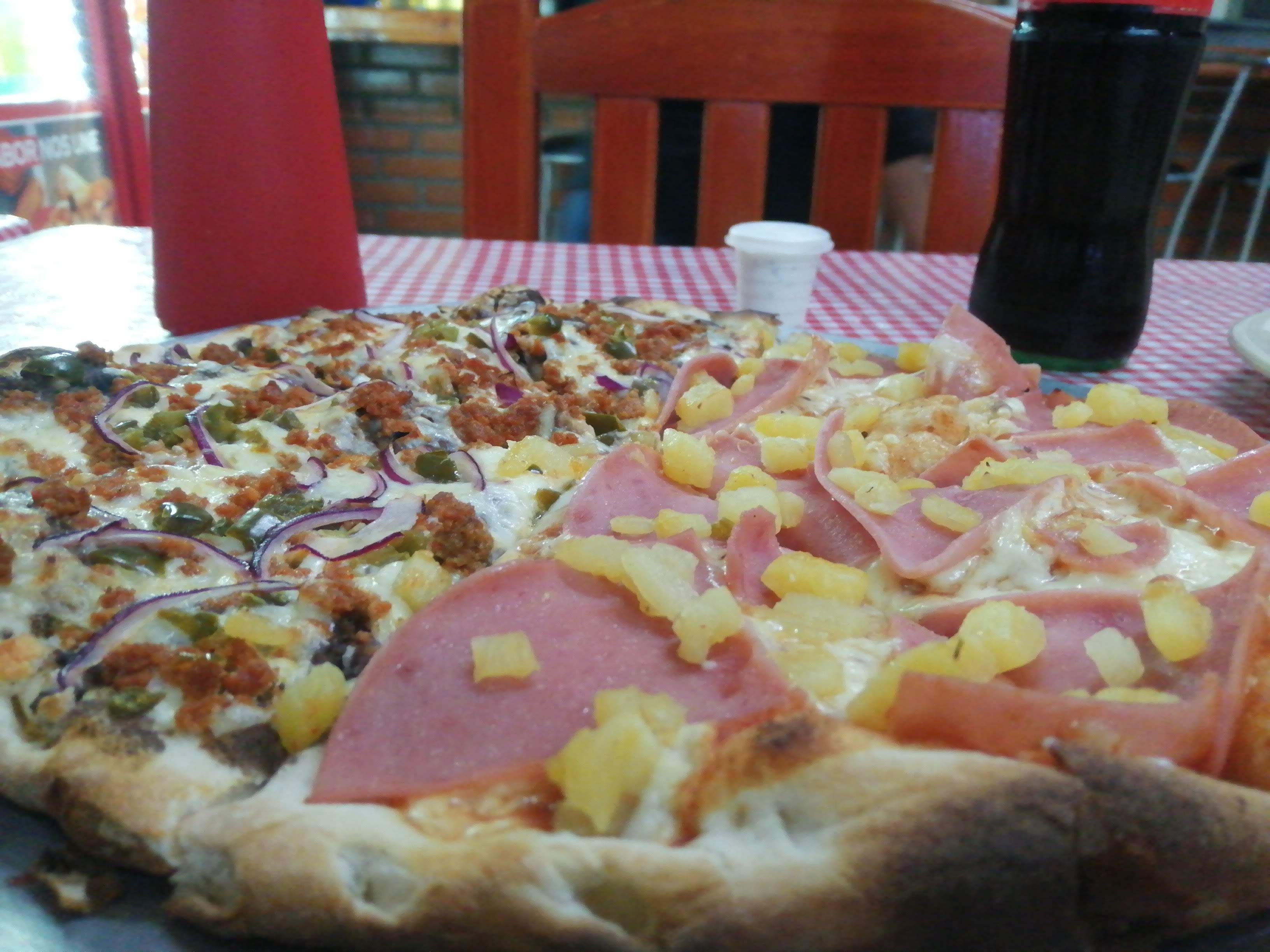 Pizzería D' Napoli image 2