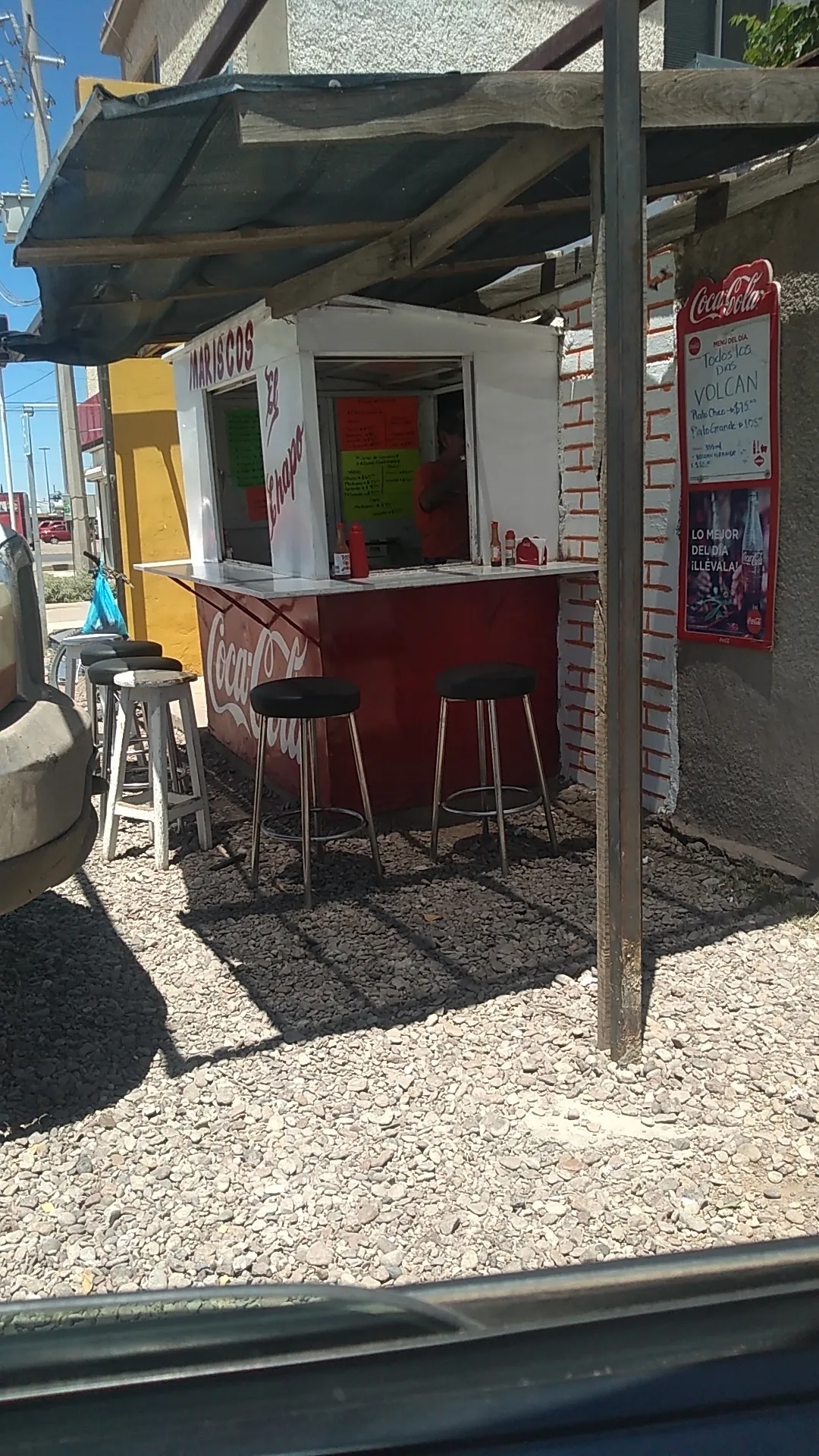 Mariscos El Chapo image 6