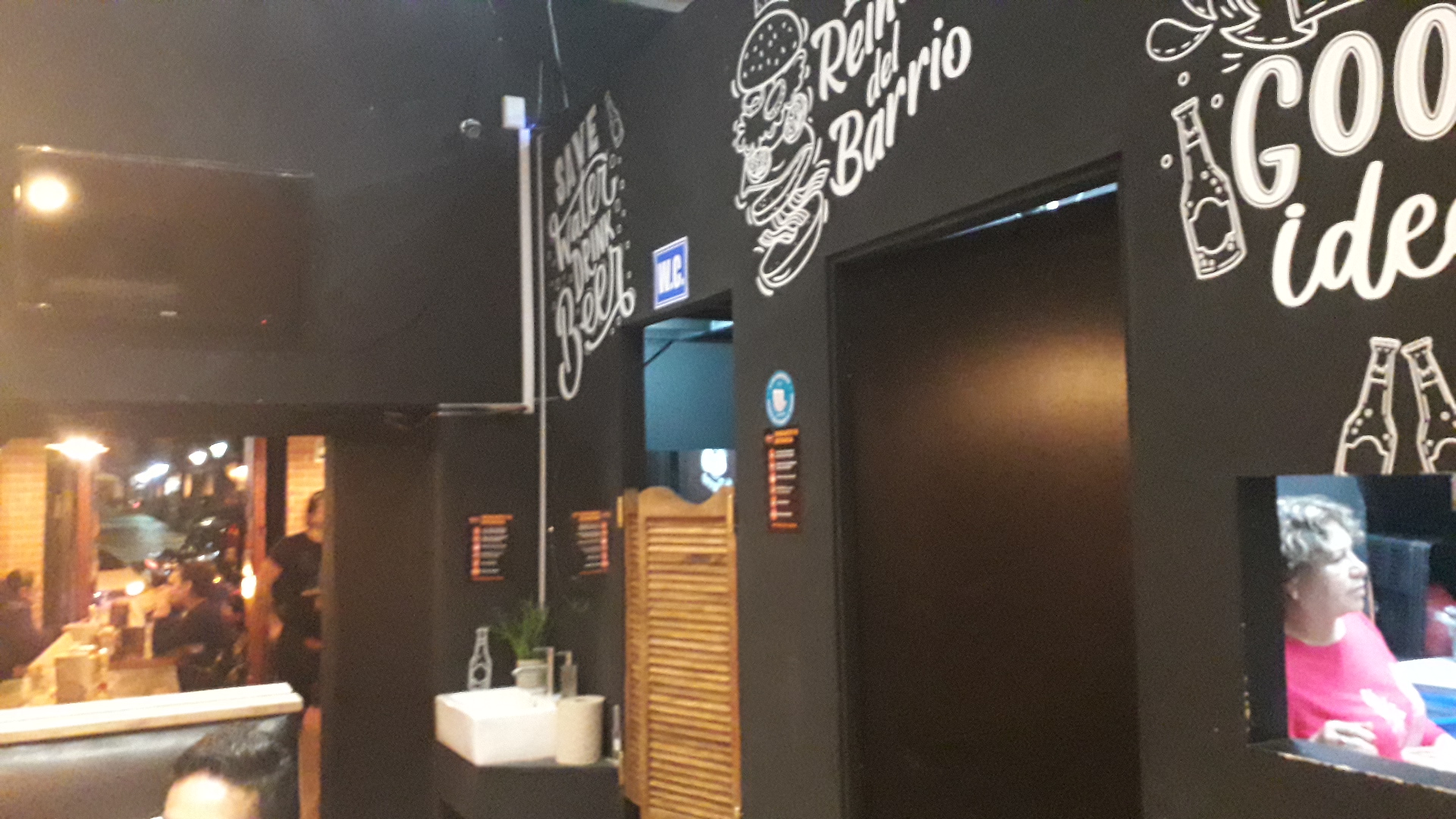 Barrio Fuerte - Grill & Bar image 6