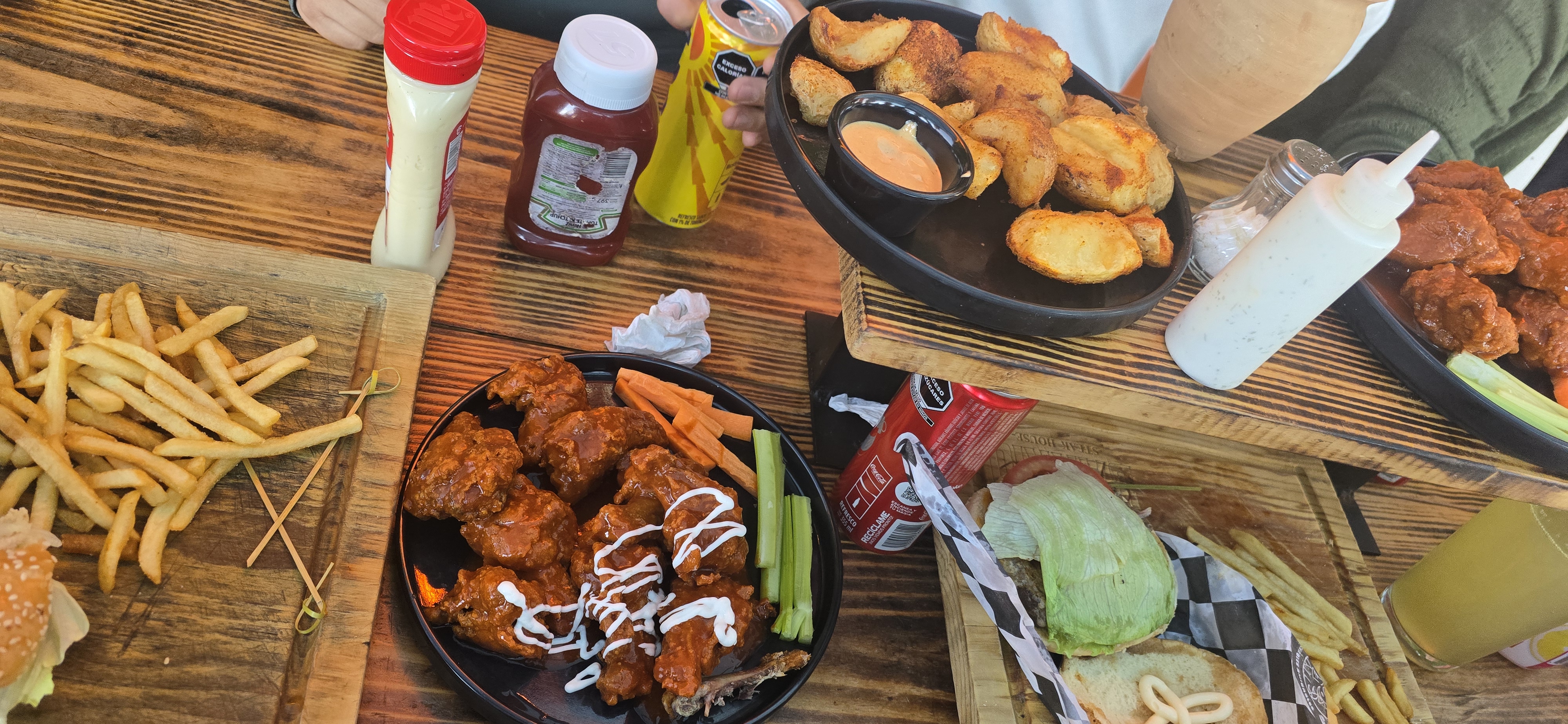 Barrio Fuerte - Grill & Bar image 10