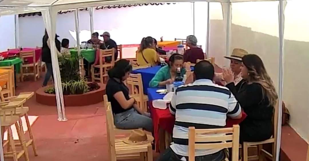 Buffet Camelinas image 1