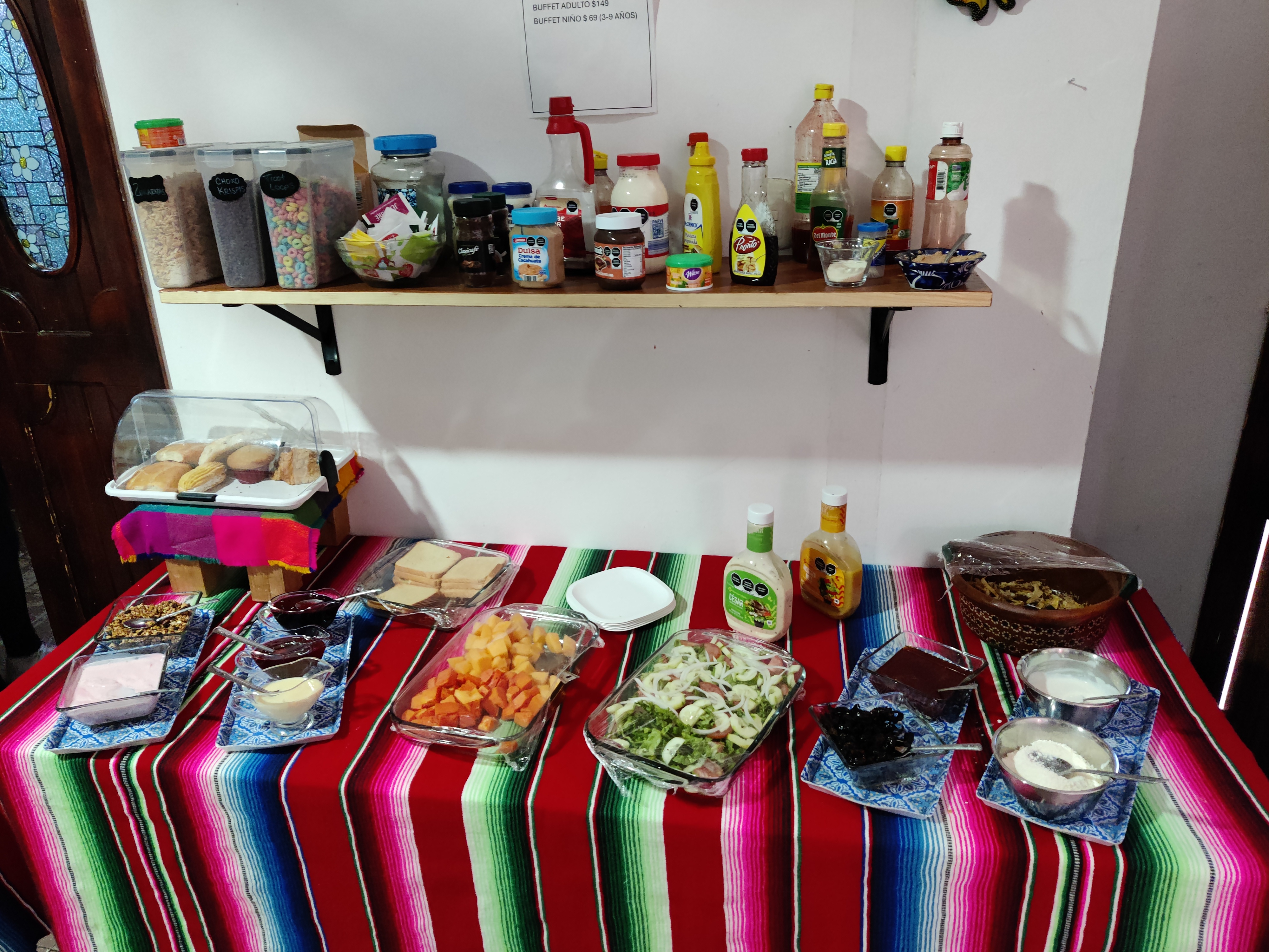 Buffet Camelinas image 3