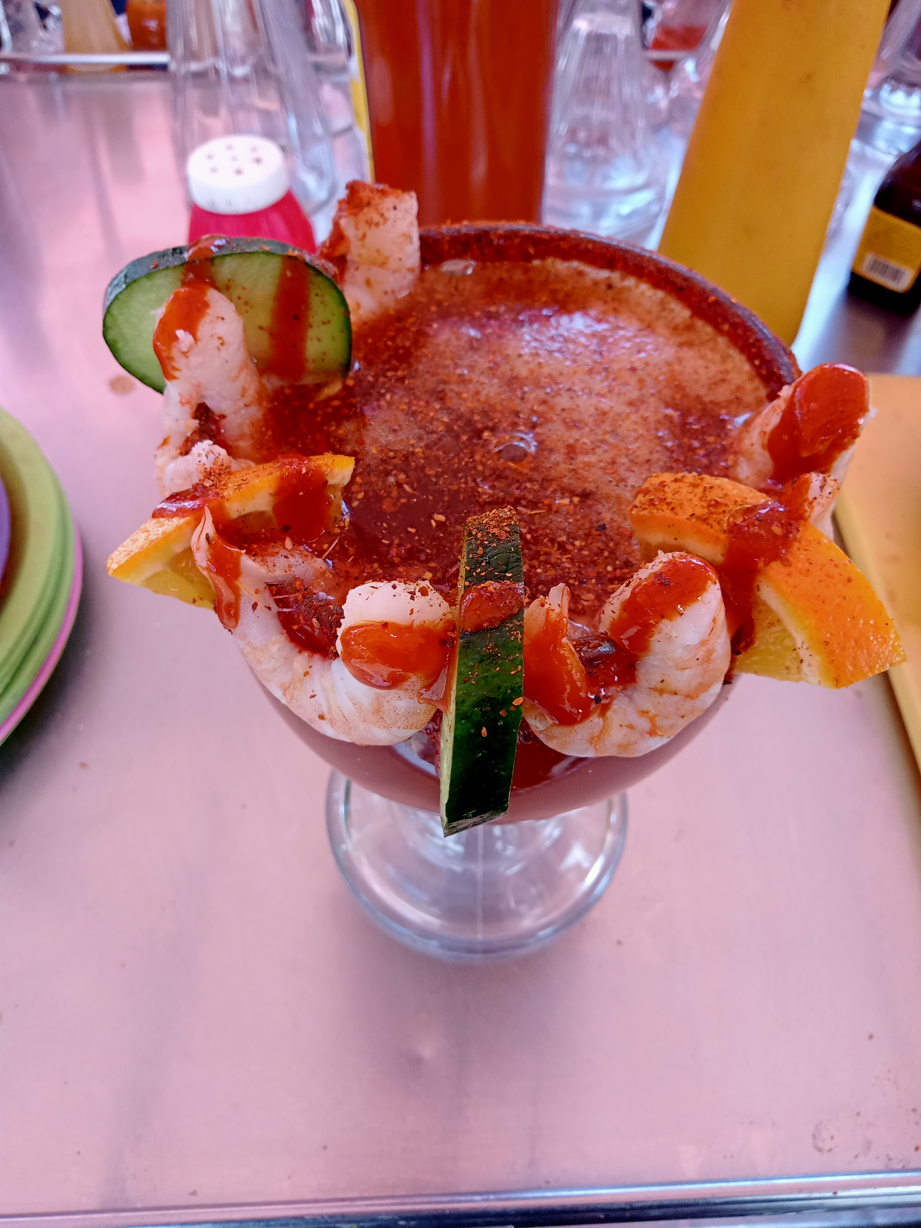 Mariscos sobre ruedas El Compa Gorras image 3