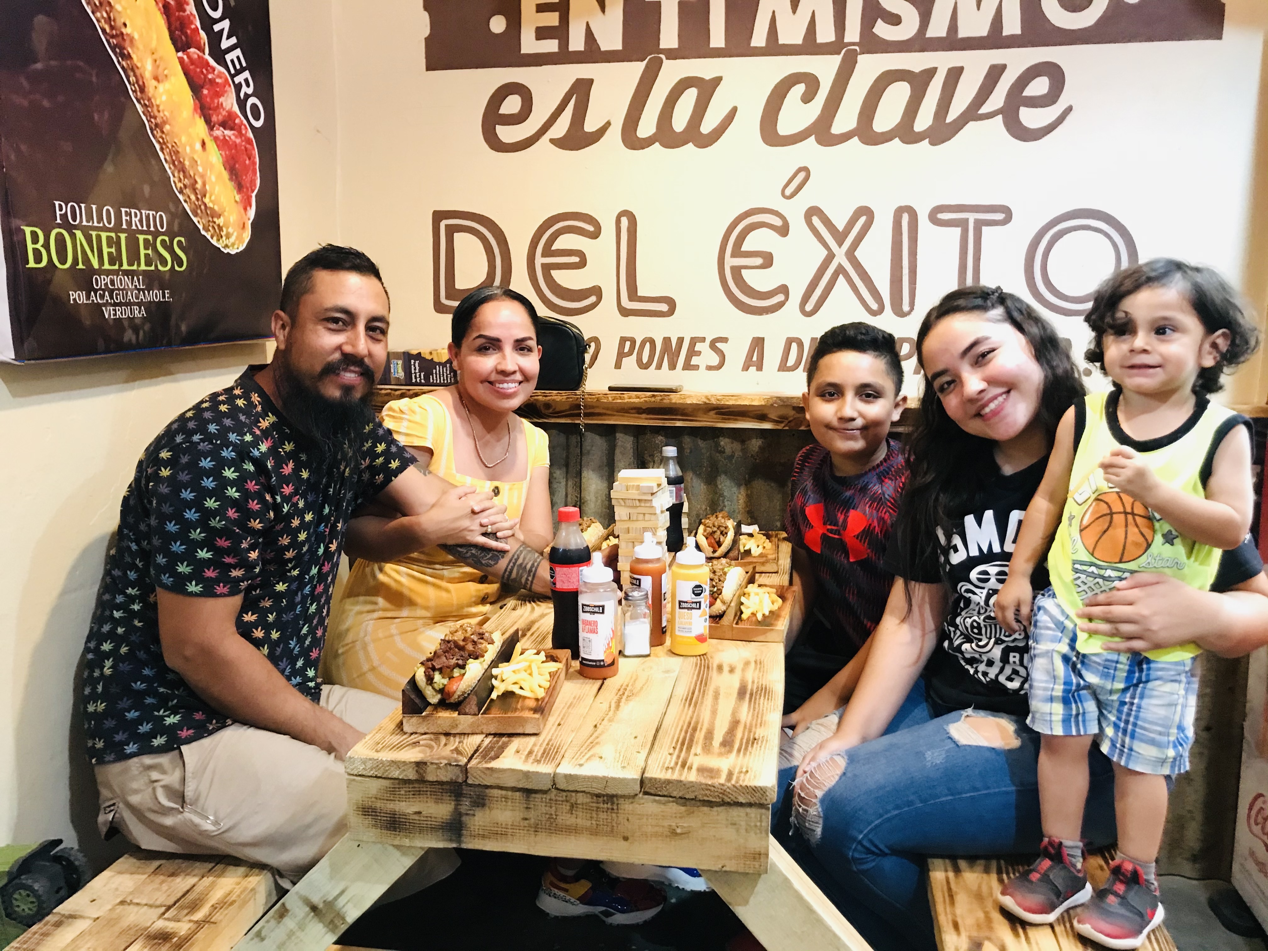 Antojo Regiomontano Hochos Altamirano image 8