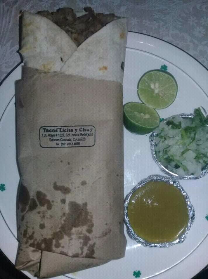 TAKOS LICHA Y CHUY image 10