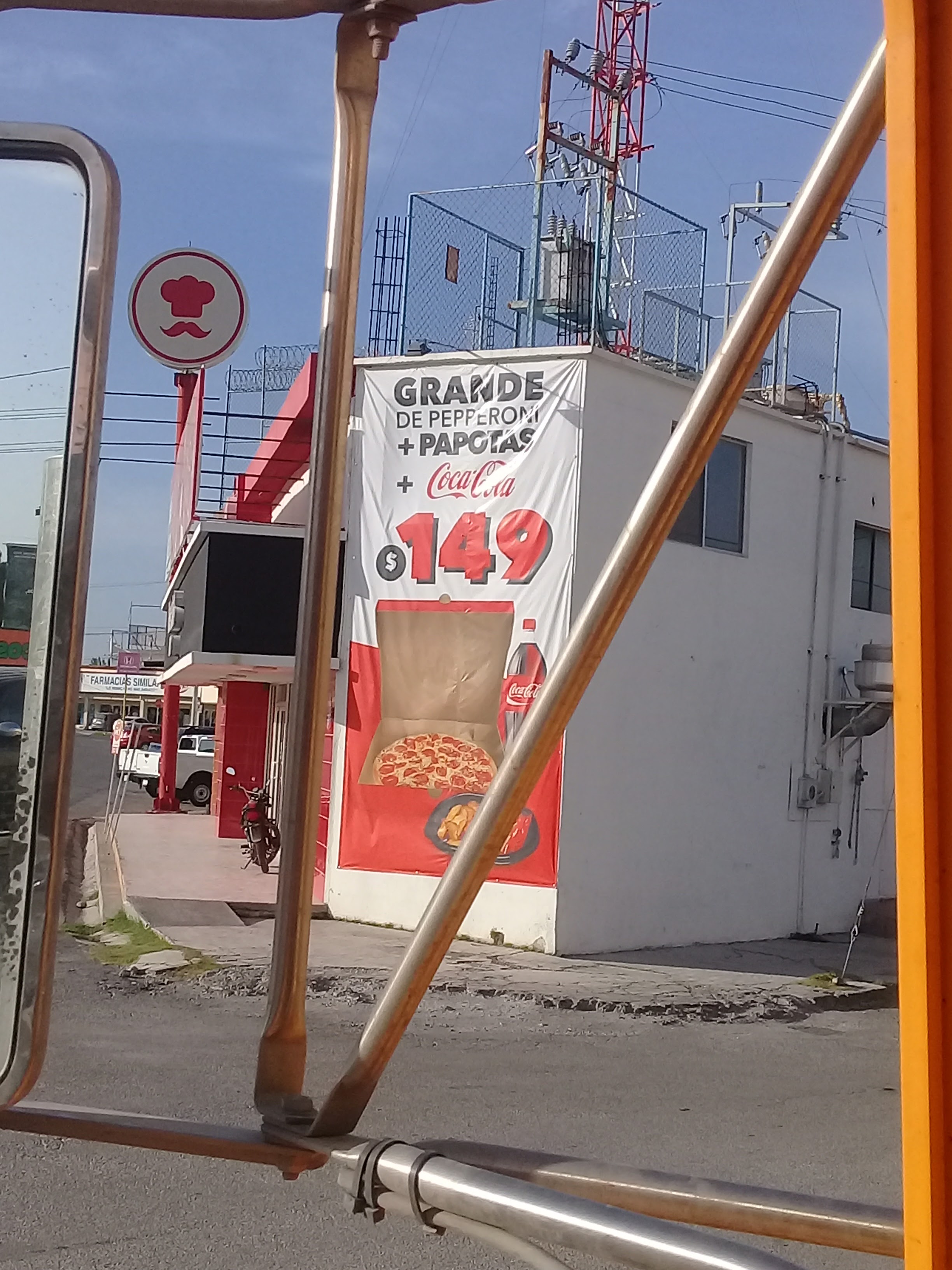 Mostachos pizza Sabinas image 2