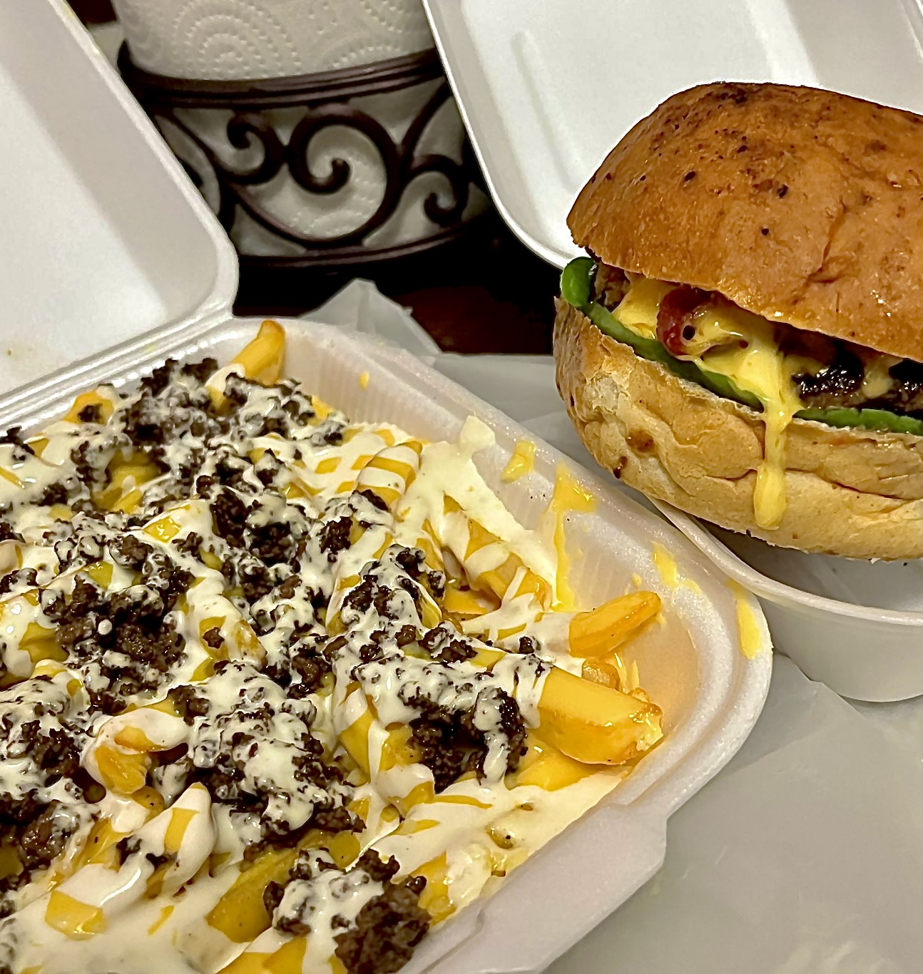 Timios Burger image 9