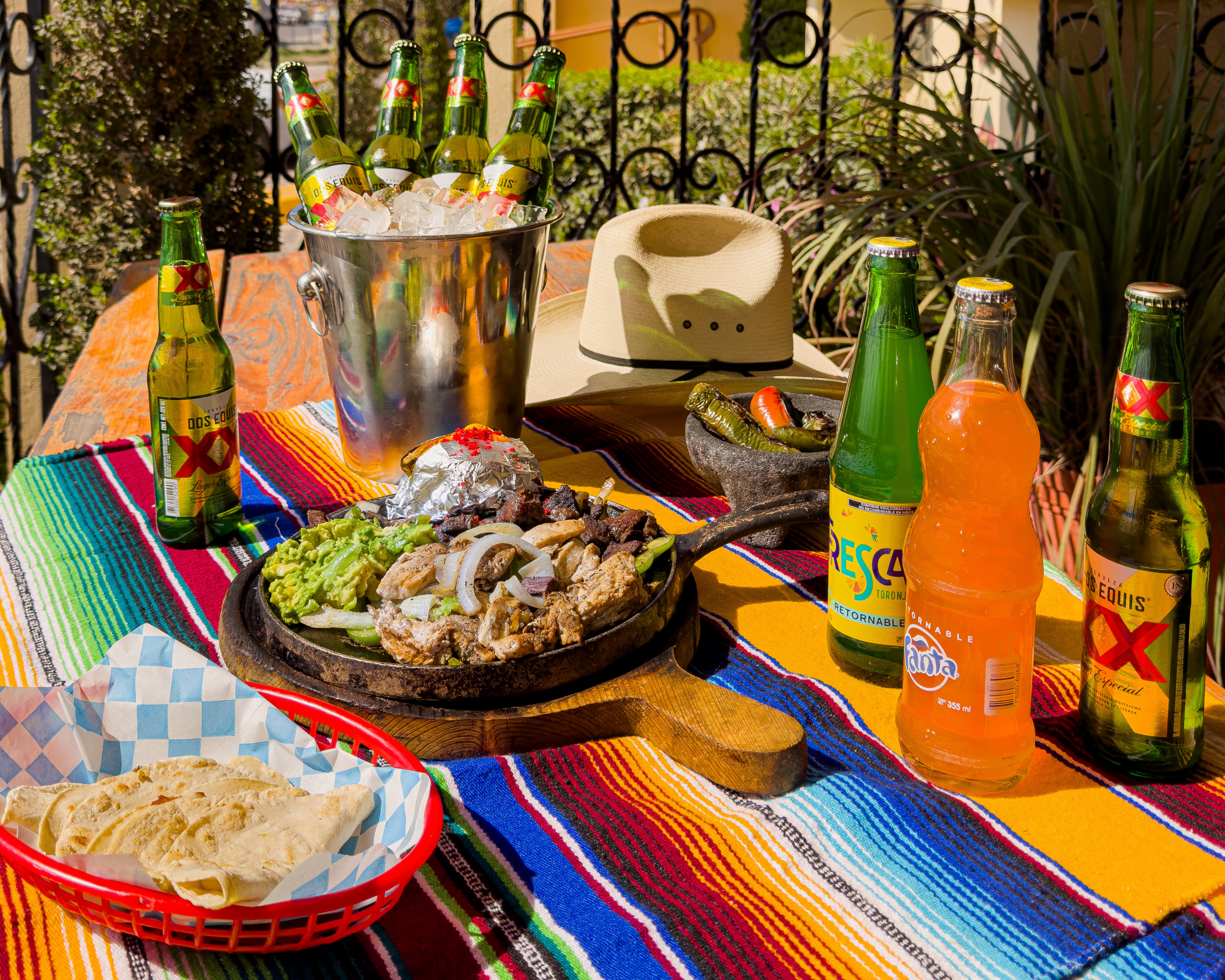 El Campanario Restaurante & Bar image 2