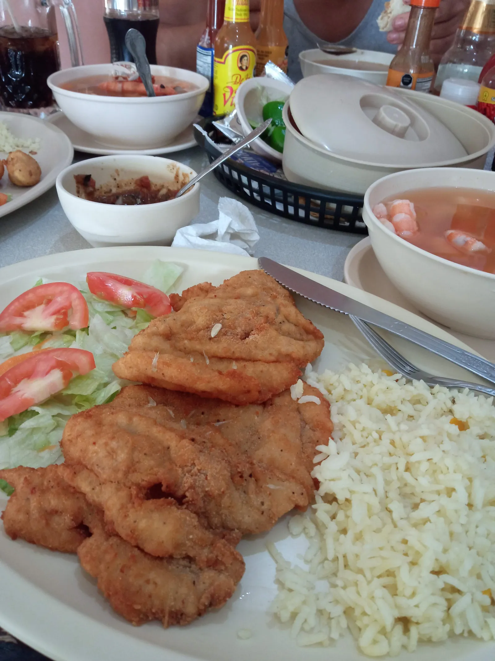 Pelicanos Restaurant image 3