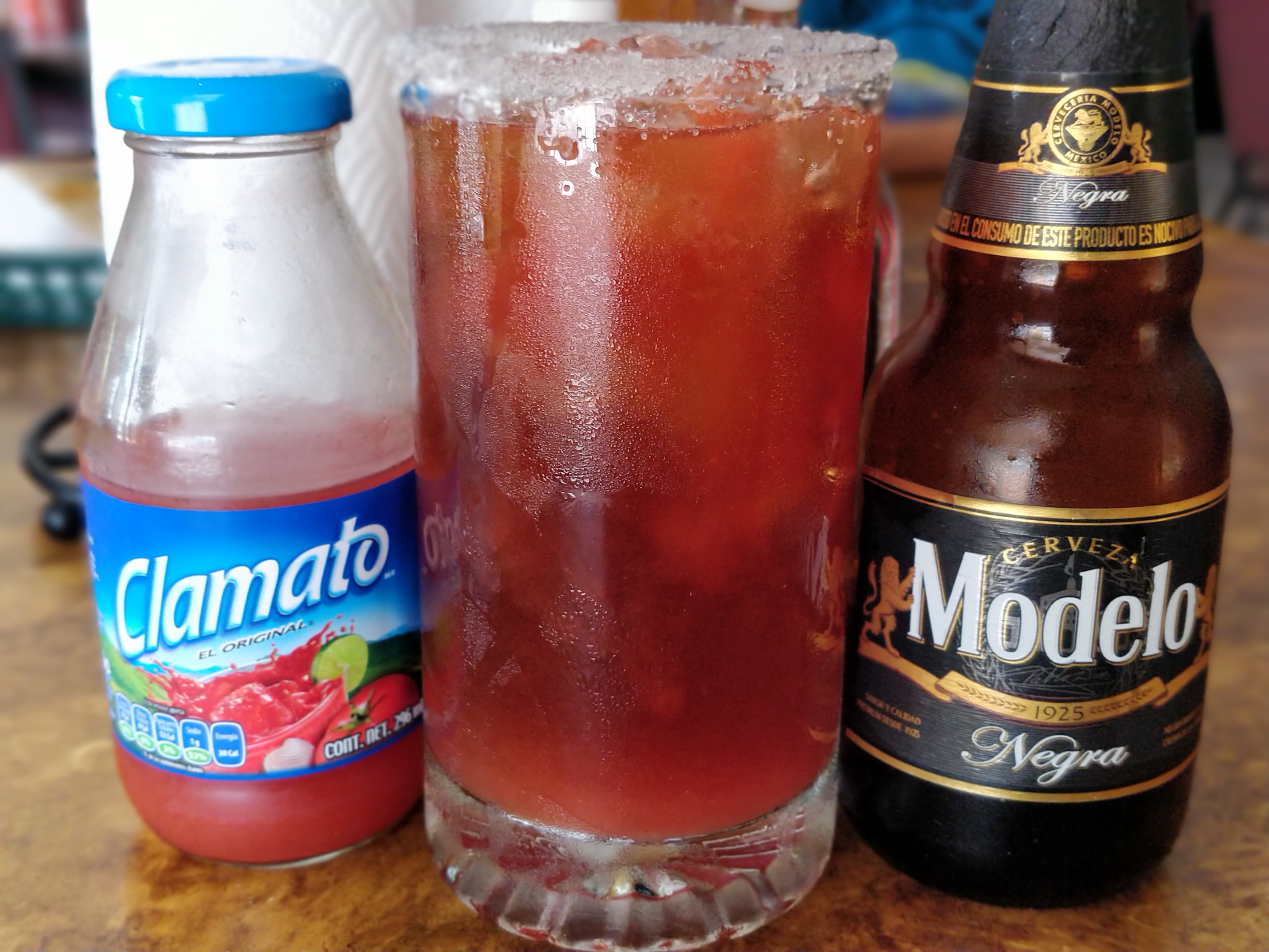 Pelicanos Restaurant image 4