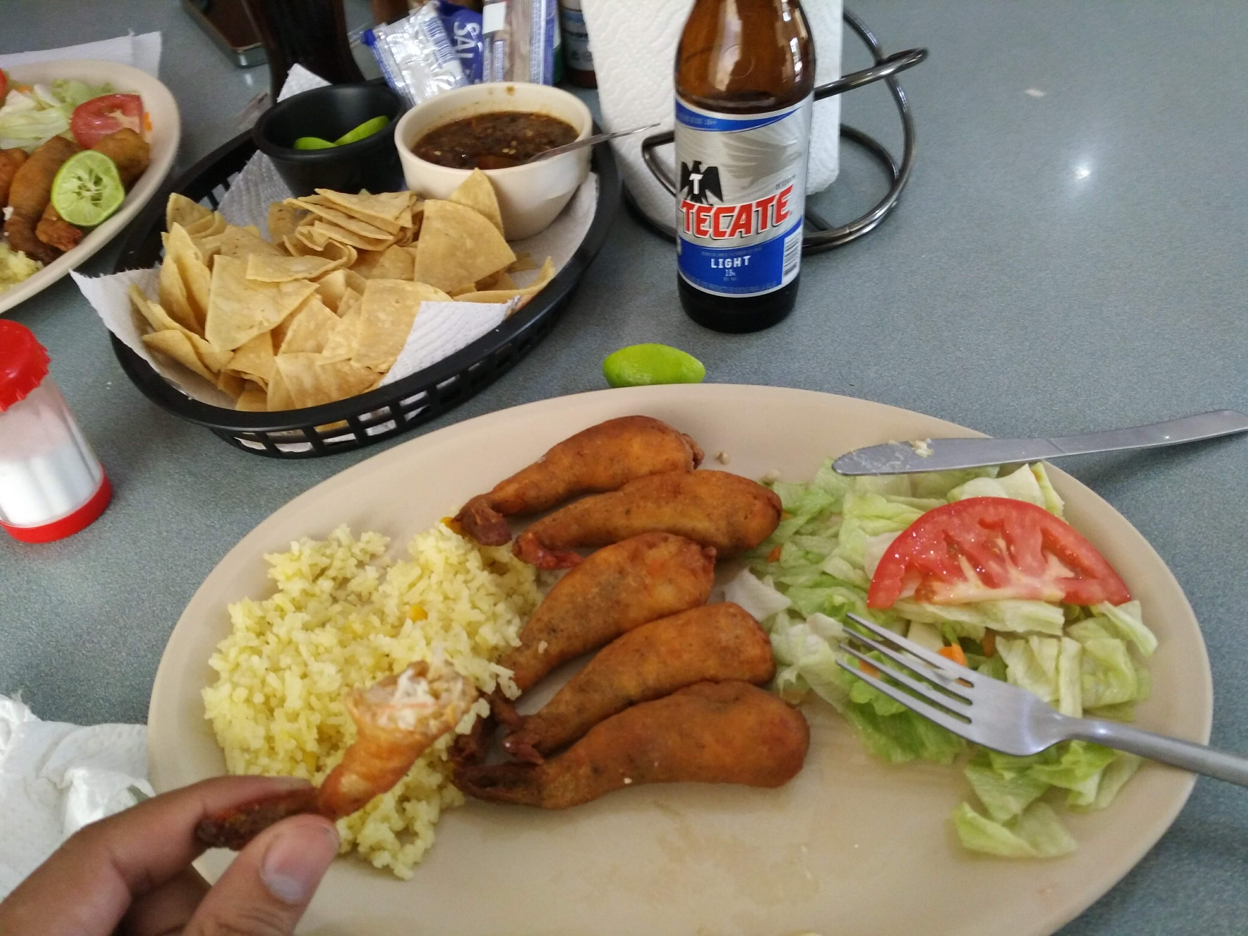 Pelicanos Restaurant image 5