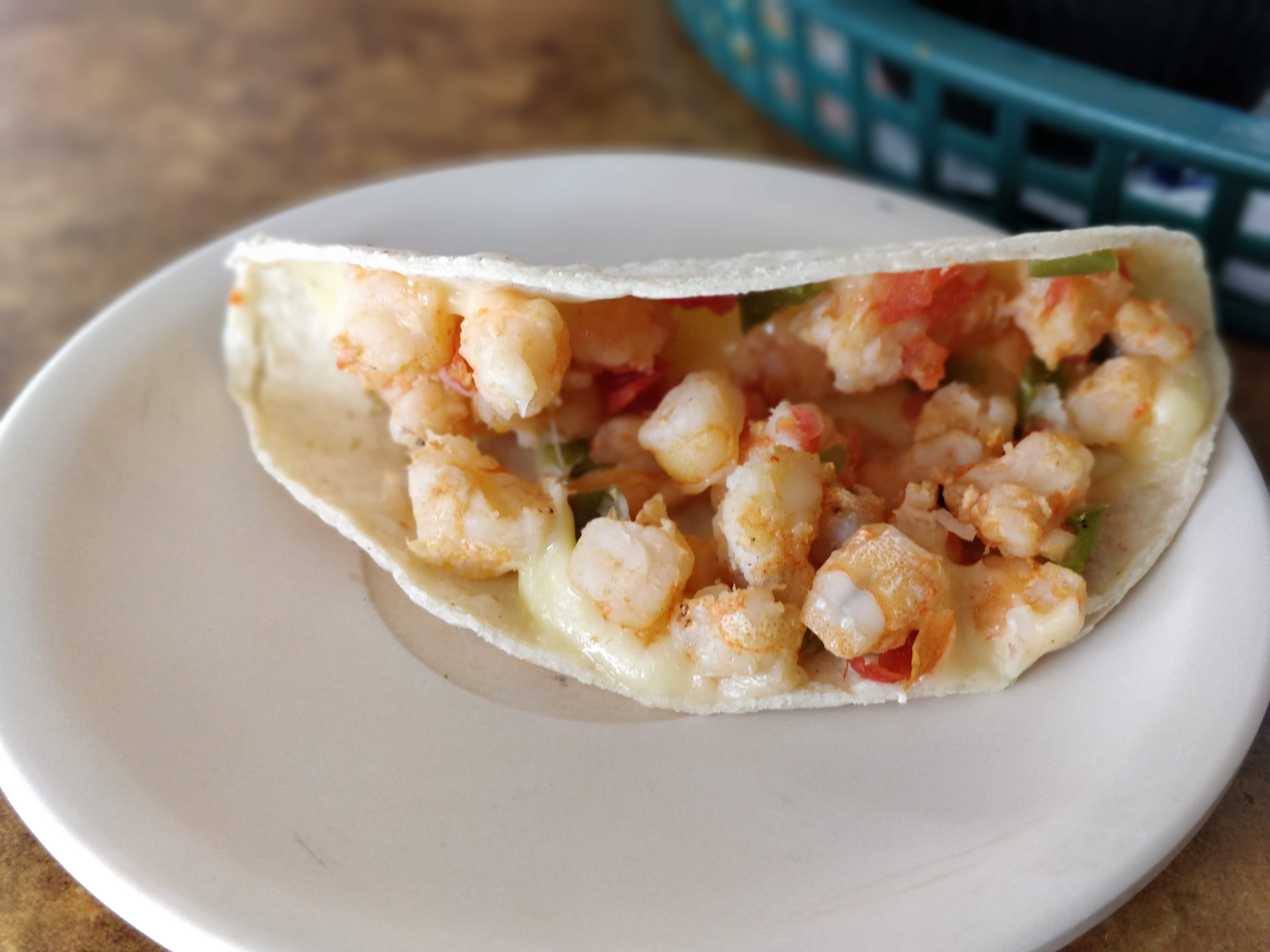 Pelicanos Restaurant image 8