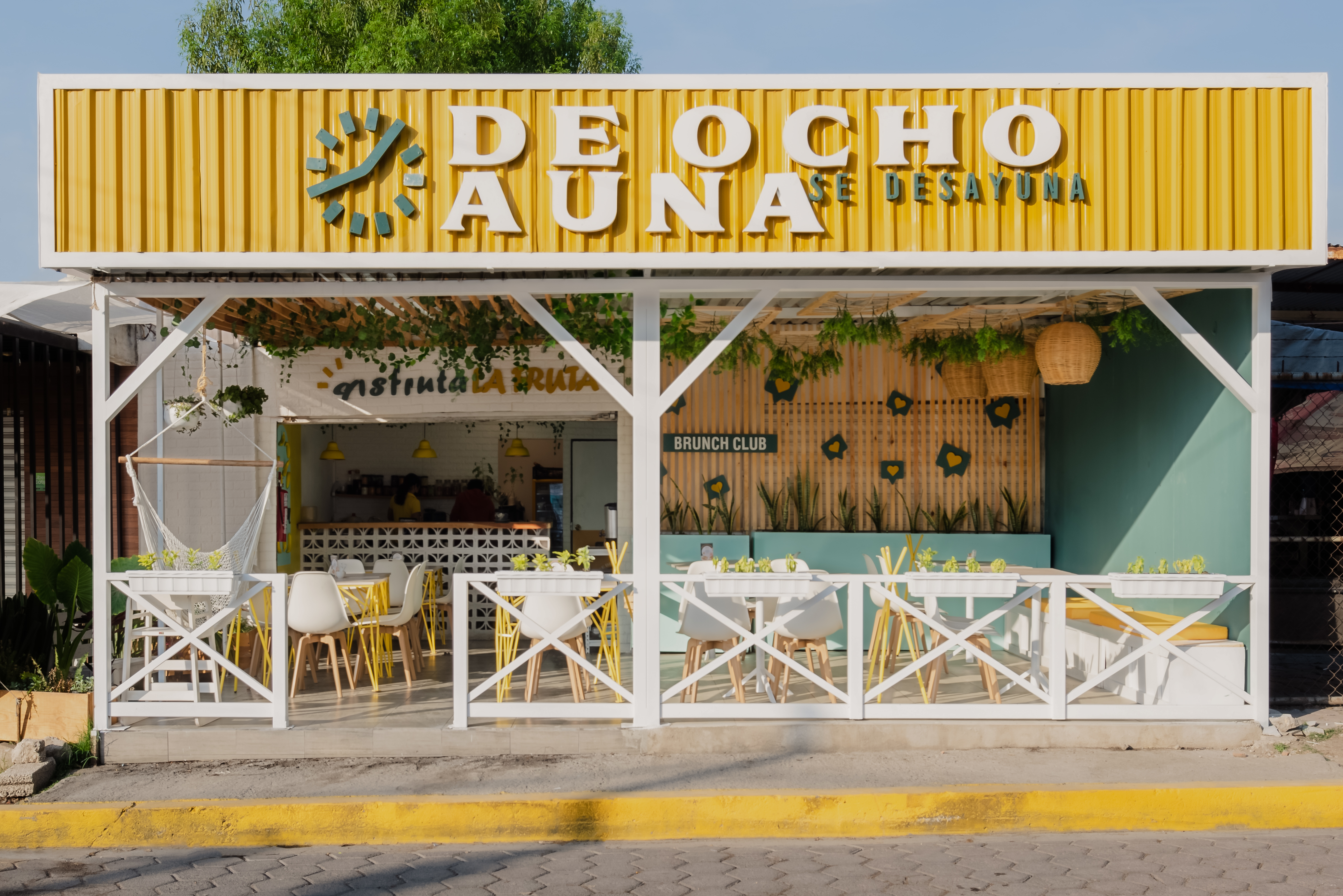 De Ocho a Una image 1